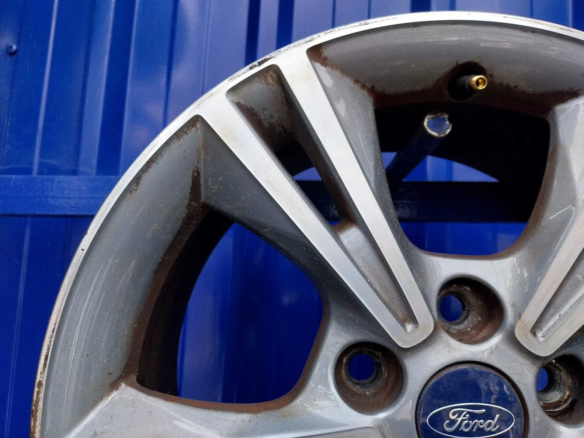 Llanta para Ford C-Max (Ceu)
