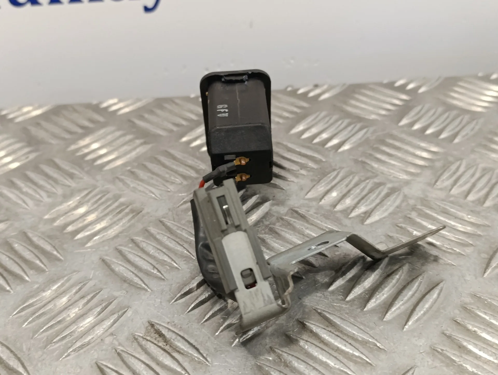 Interruptor para Hyundai Santa Fe (Bm)