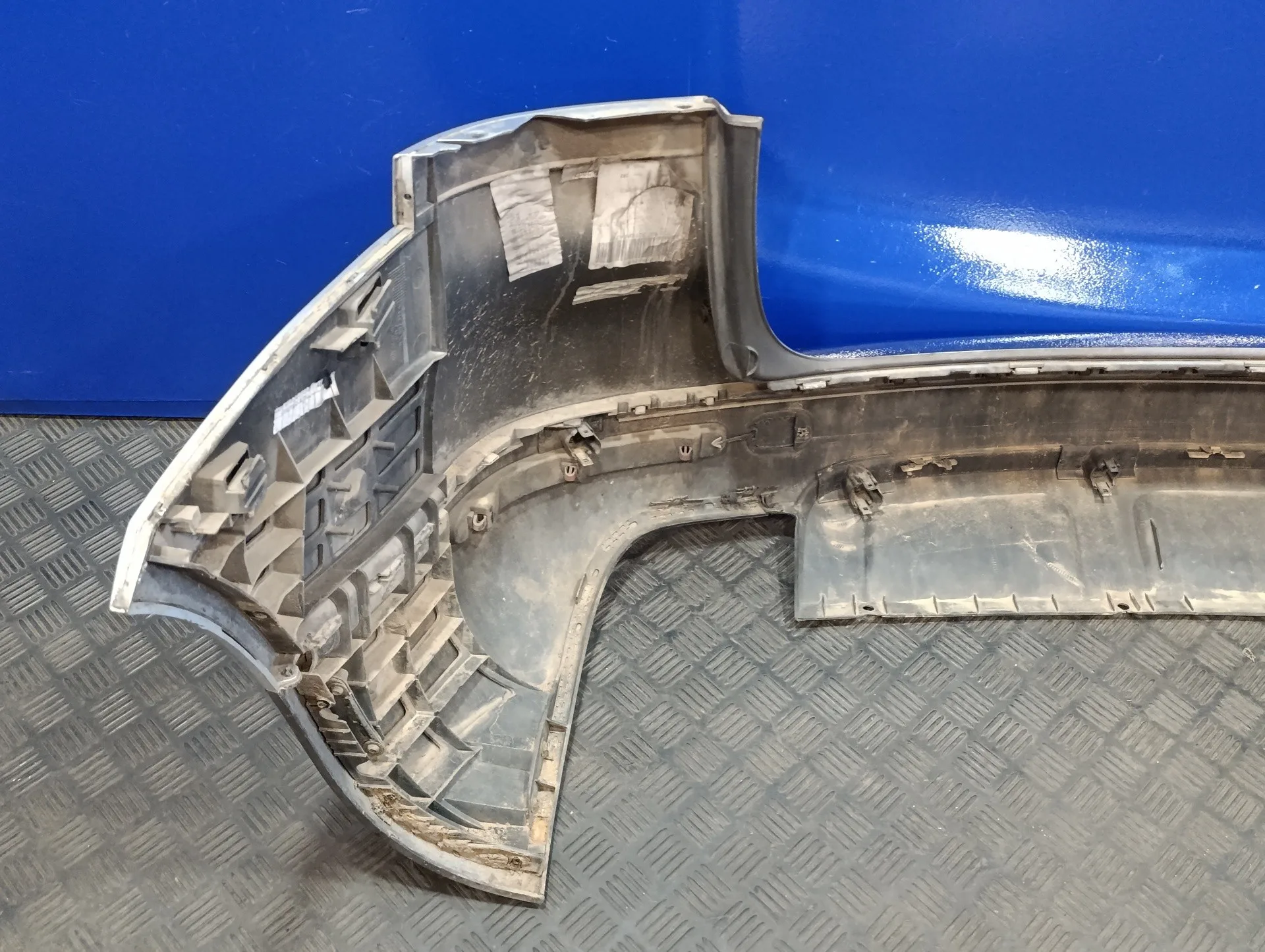 Paragolpes Trasero para Volkswagen Touareg (7L6)