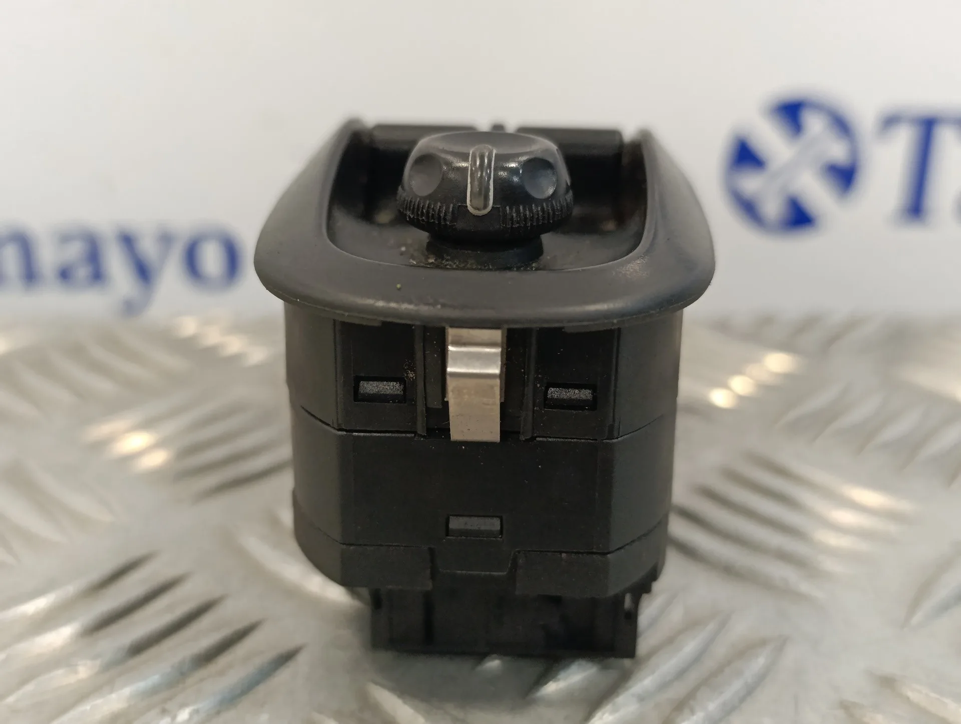 Mando Elevalunas Delantero Izquierdo para Peugeot 206 Berlina