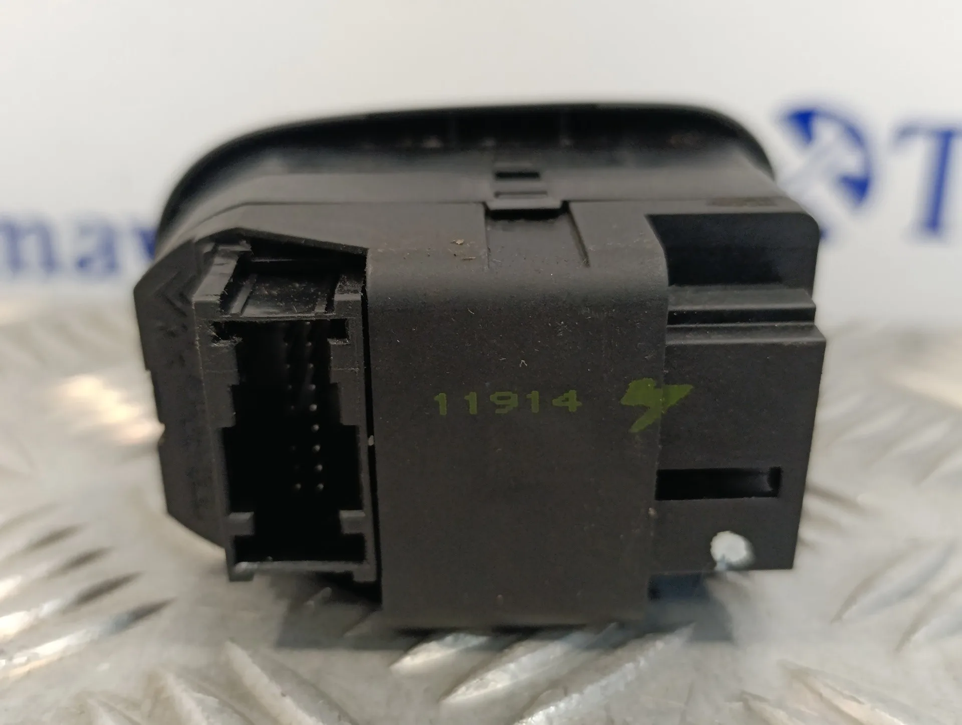 Mando Elevalunas Delantero Izquierdo para Peugeot 206 Berlina
