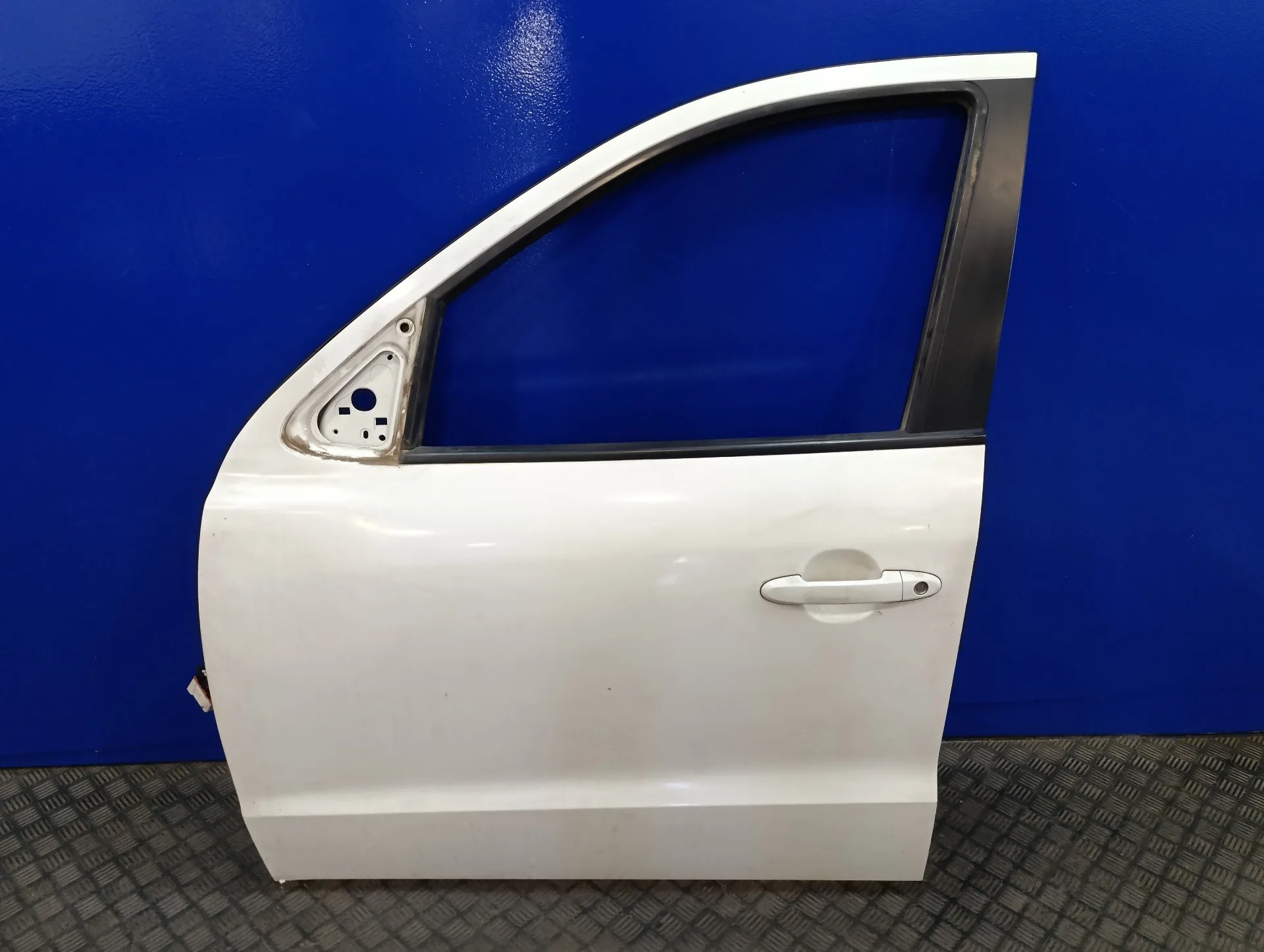 Puerta Delantera Izquierda para Hyundai Santa Fe (Bm)