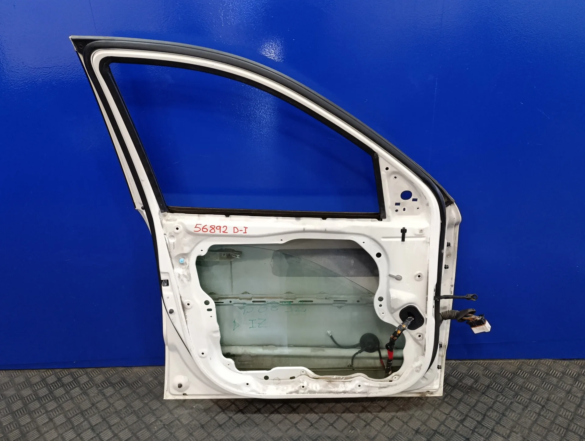 Puerta Delantera Izquierda para Hyundai Santa Fe (Bm)