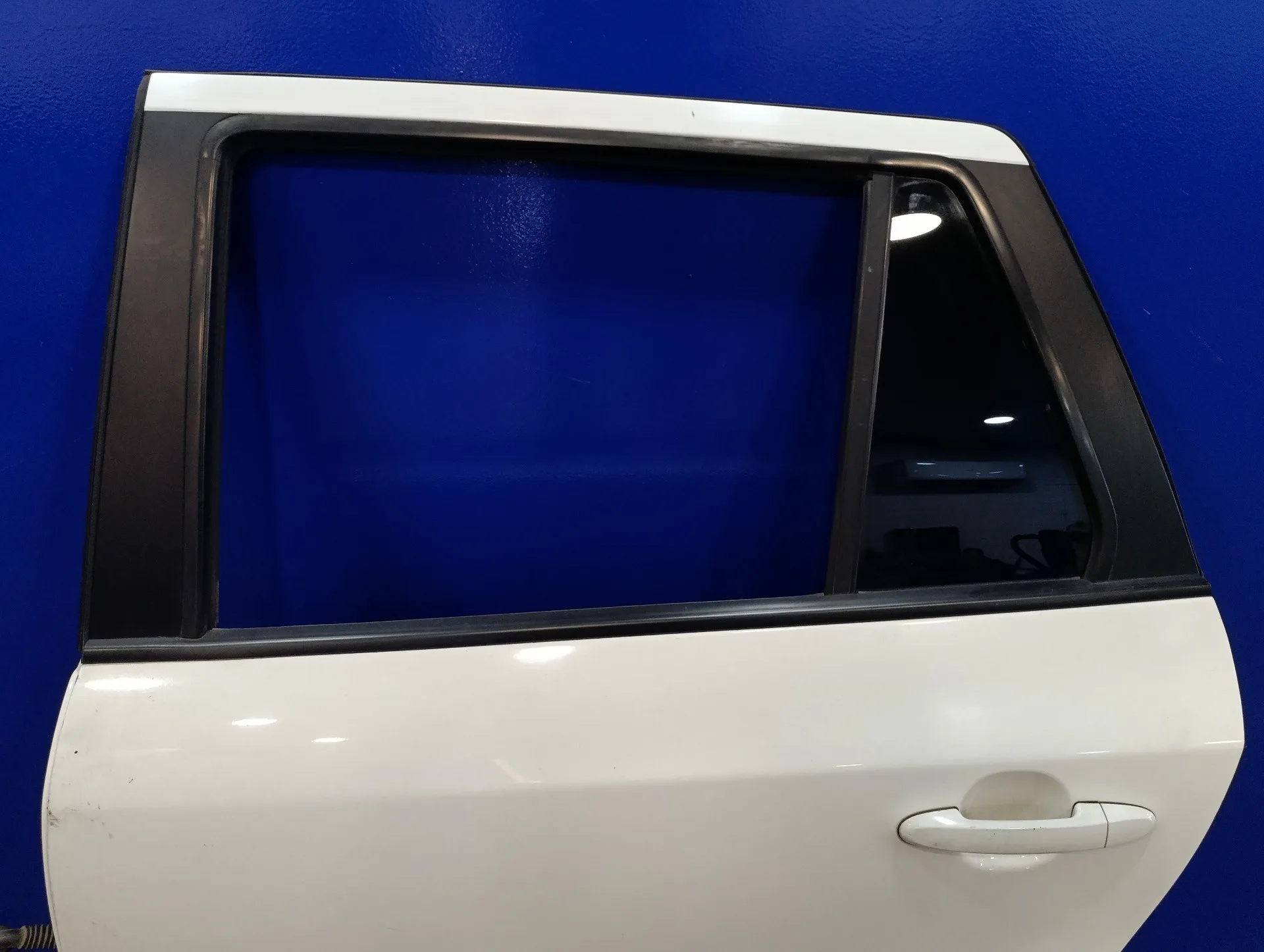 Puerta Trasera Izquierda para Hyundai Santa Fe (Bm)