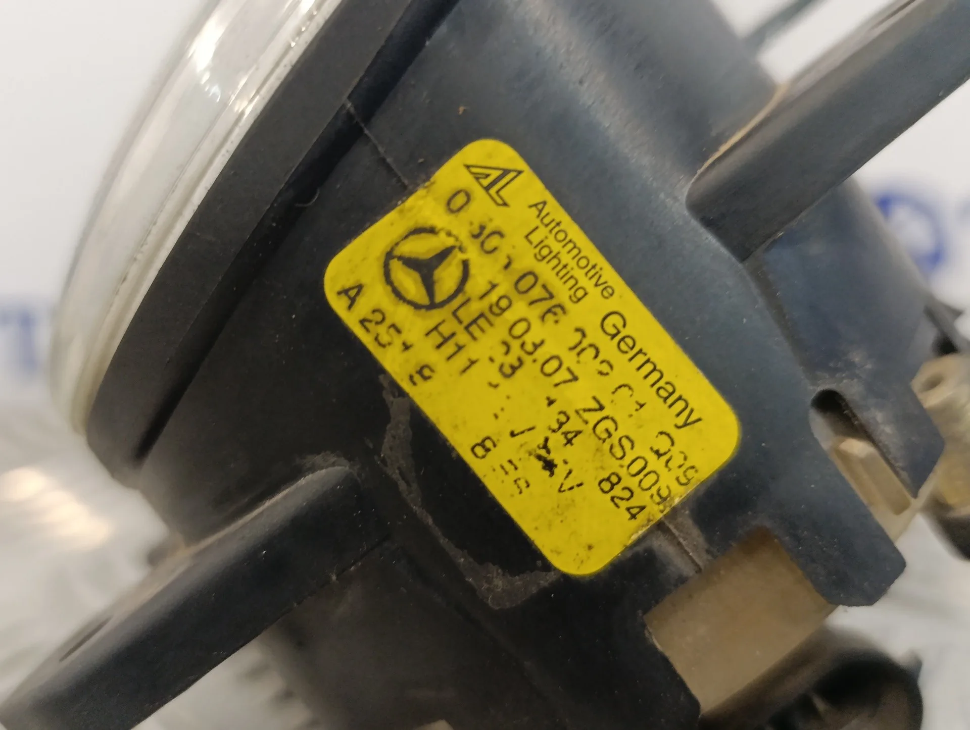 Faro Antiniebla Derecho para Mercedes-Benz Clase A (W169)
