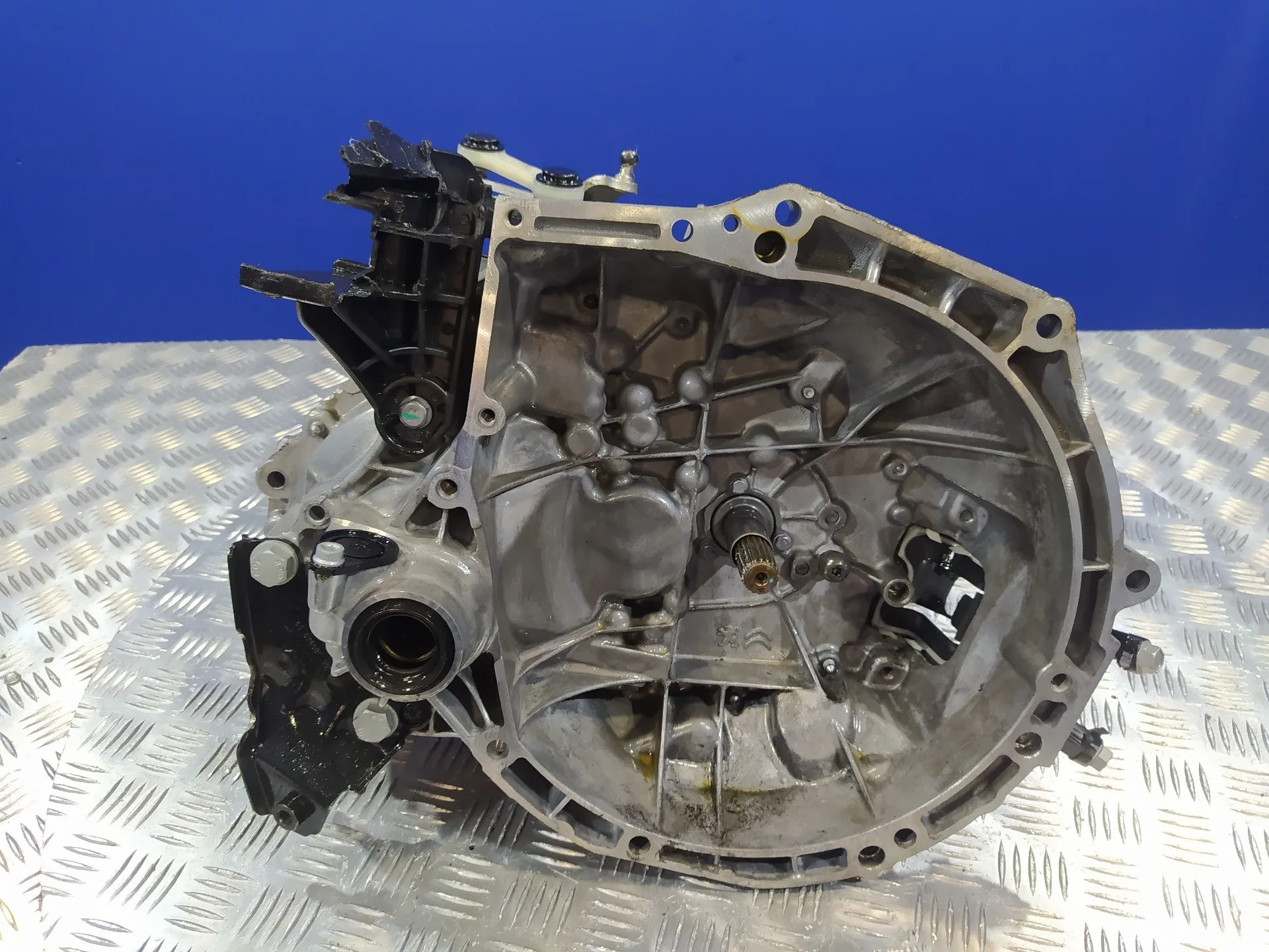 Despiece Caja Cambios para Peugeot 208
