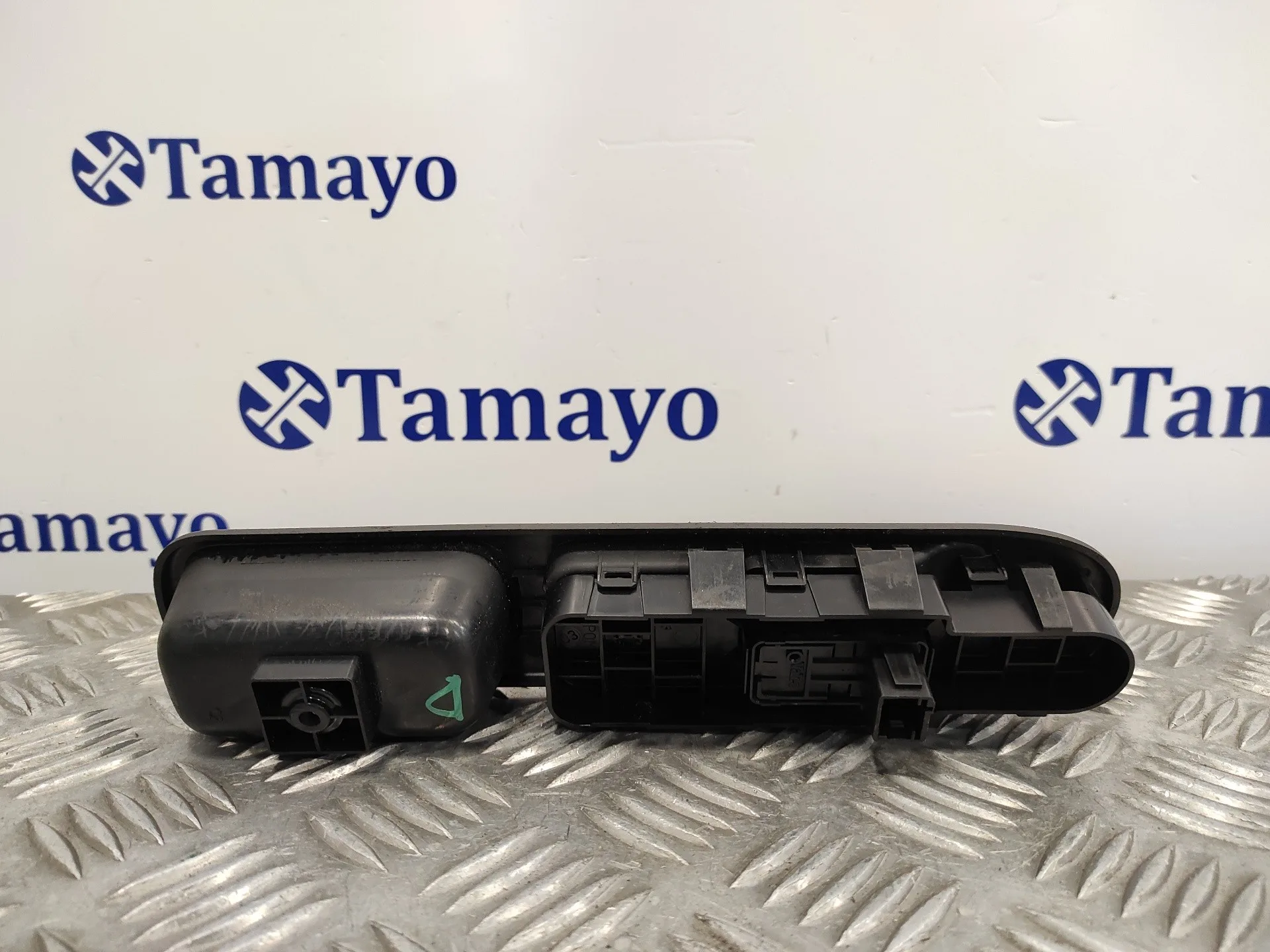 Mando Elevalunas Delantero Derecho para Peugeot 207 Cc