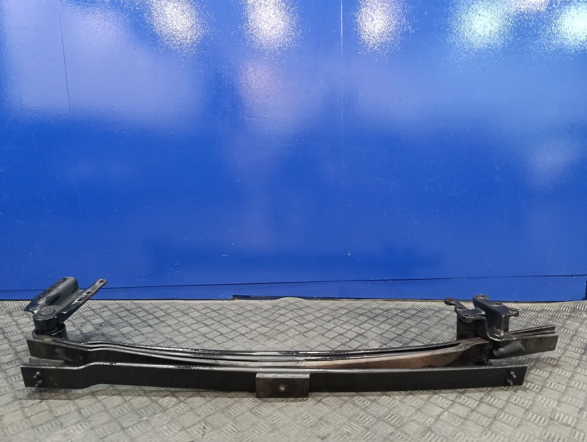 Ballesta Trasera para Nissan Atleon