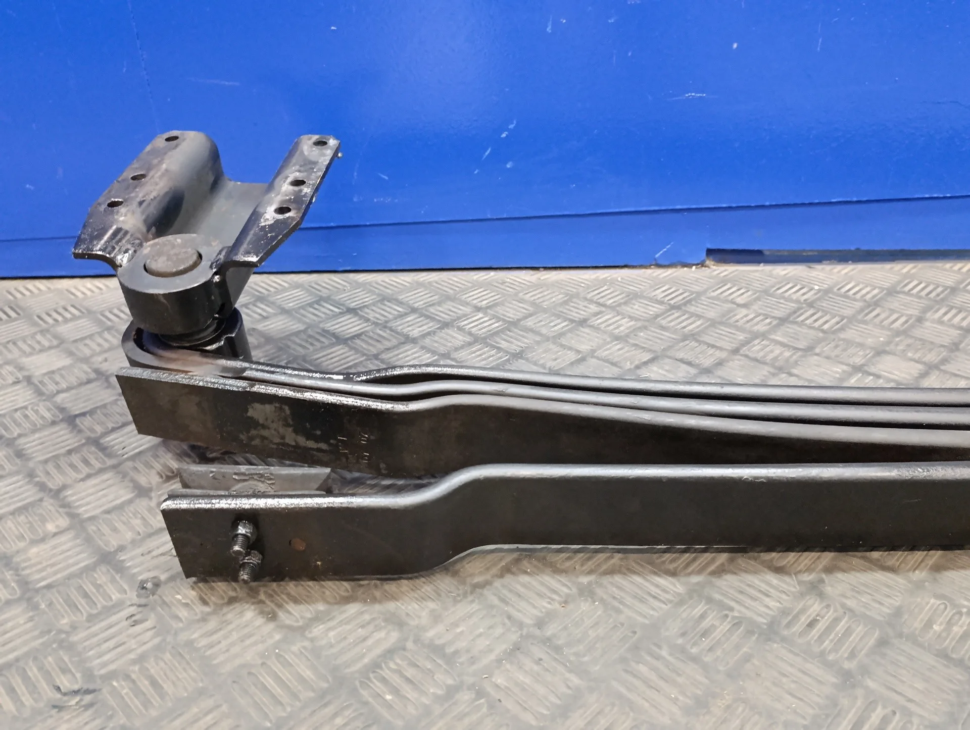 Ballesta Trasera para Nissan Atleon
