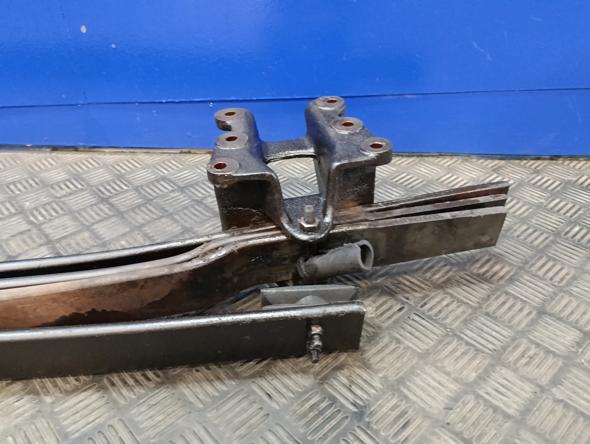 Ballesta Trasera para Nissan Atleon