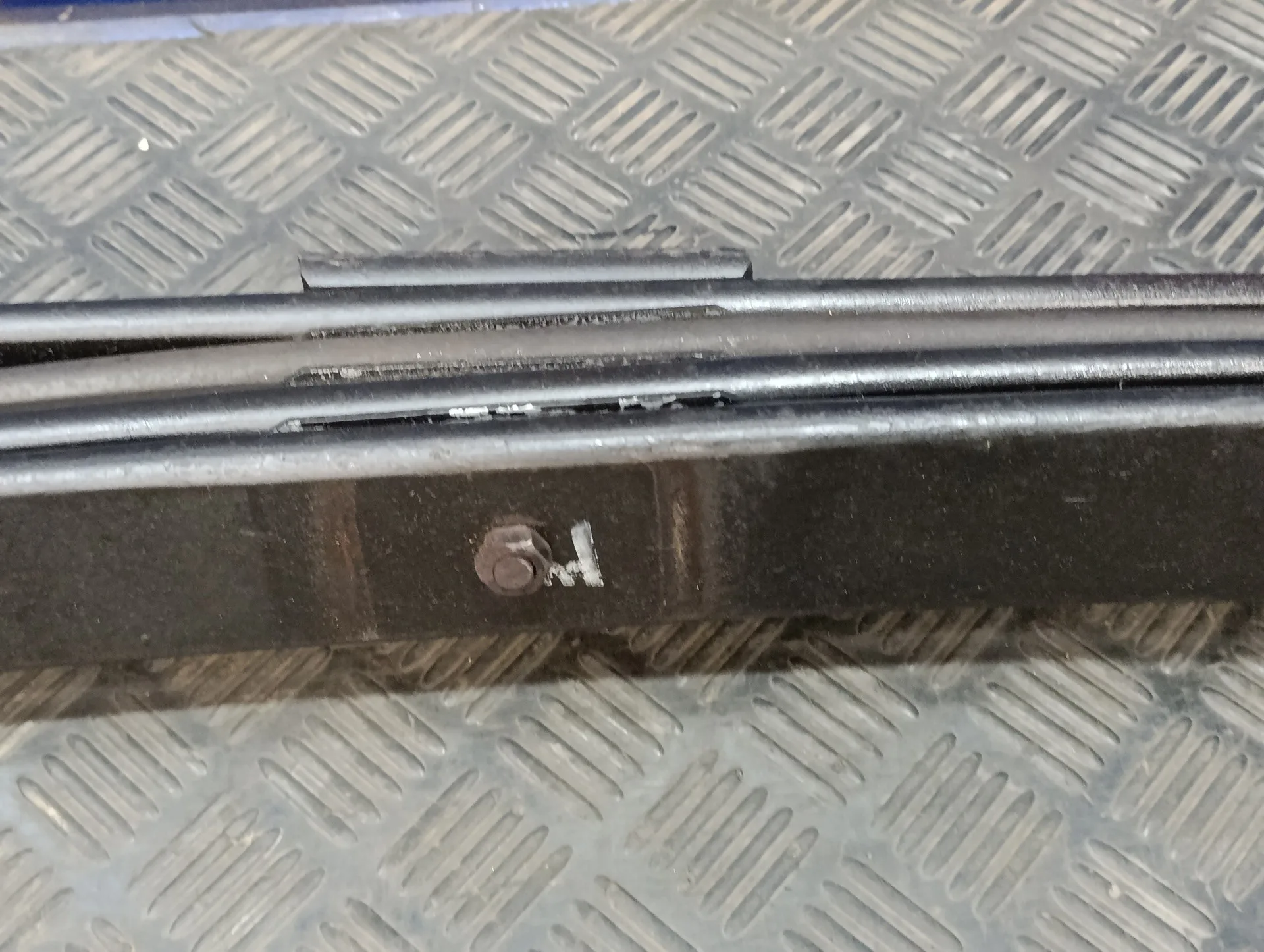 Ballesta Trasera para Nissan Atleon