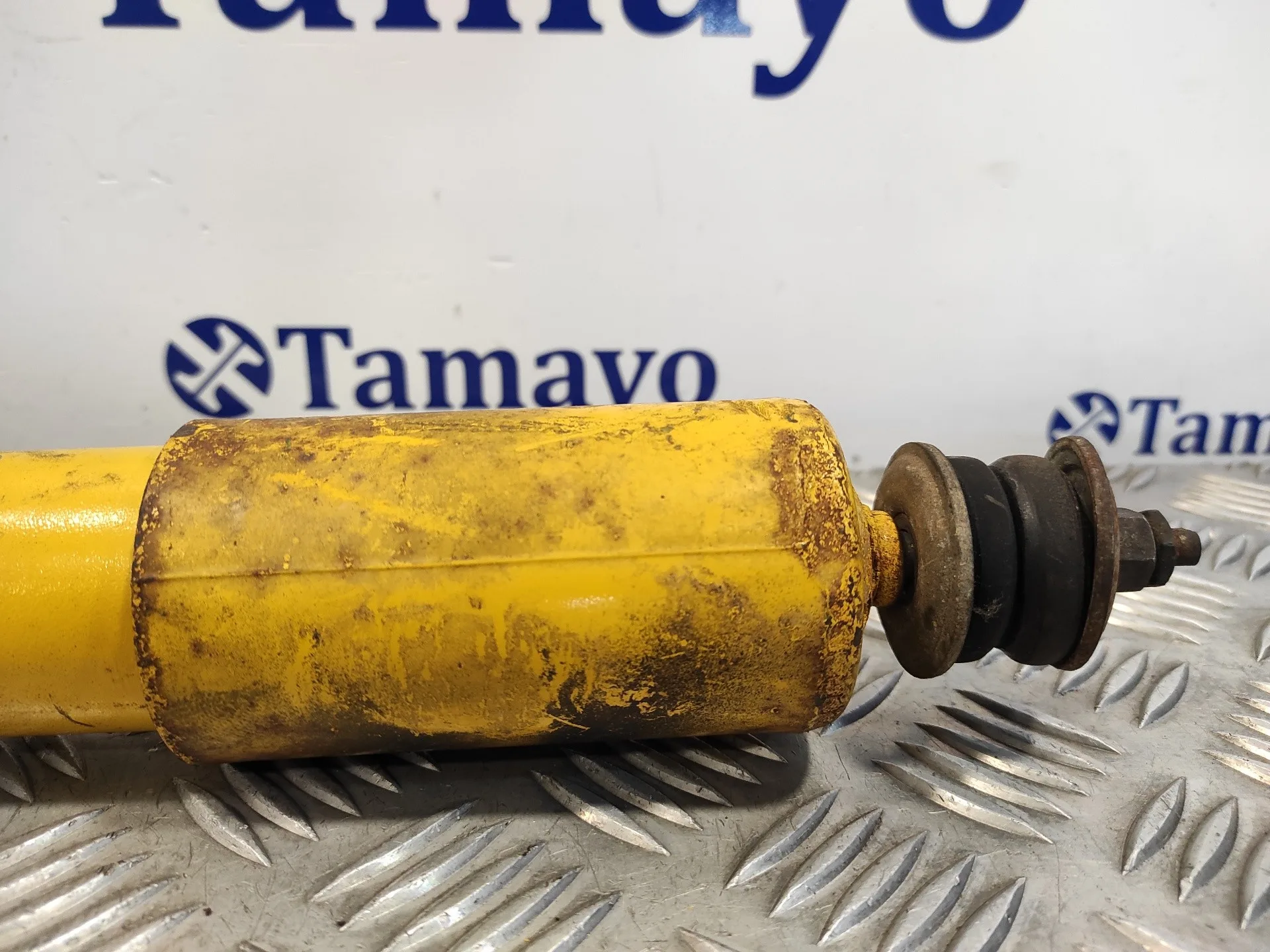 Amortiguador Delantero para Mitsubishi Montero (L040)