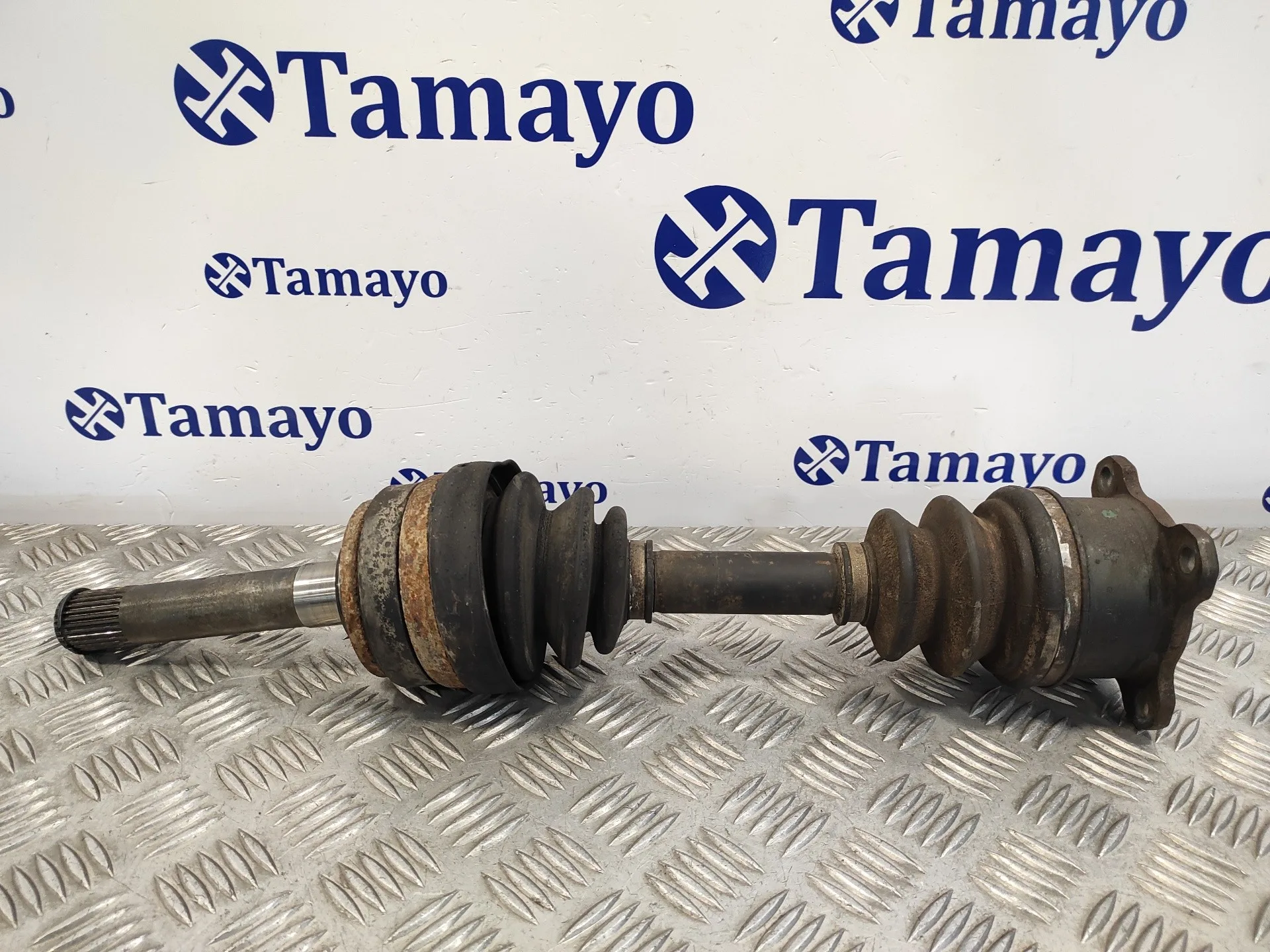 Transmision Delantera Derecha para Mitsubishi Montero (L040)