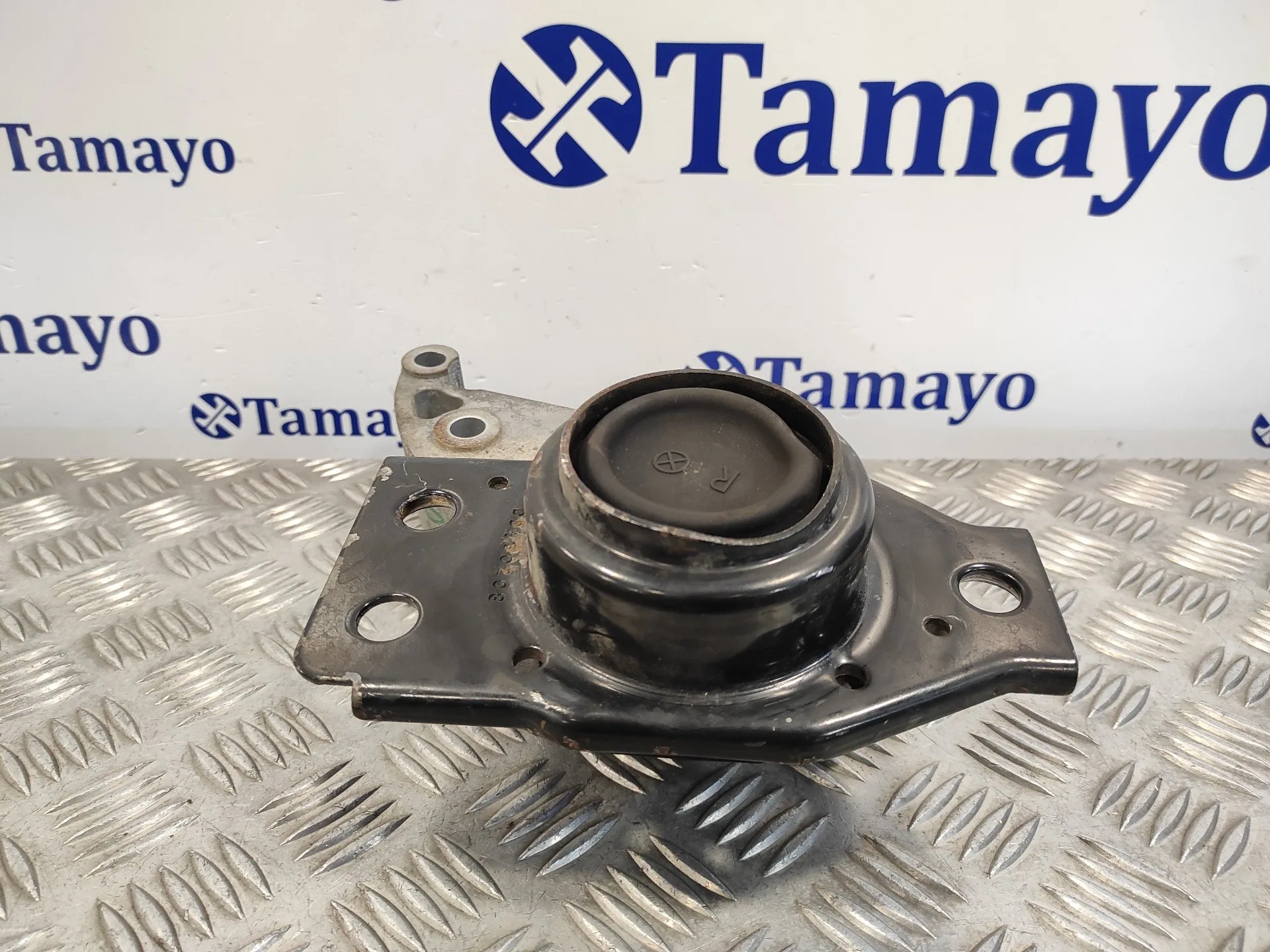 Soporte Motor Derecho para Nissan Qashqai (J10)