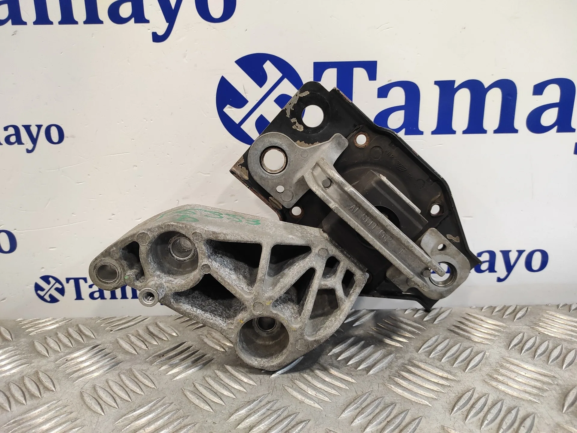 Soporte Motor Derecho para Nissan Qashqai (J10)