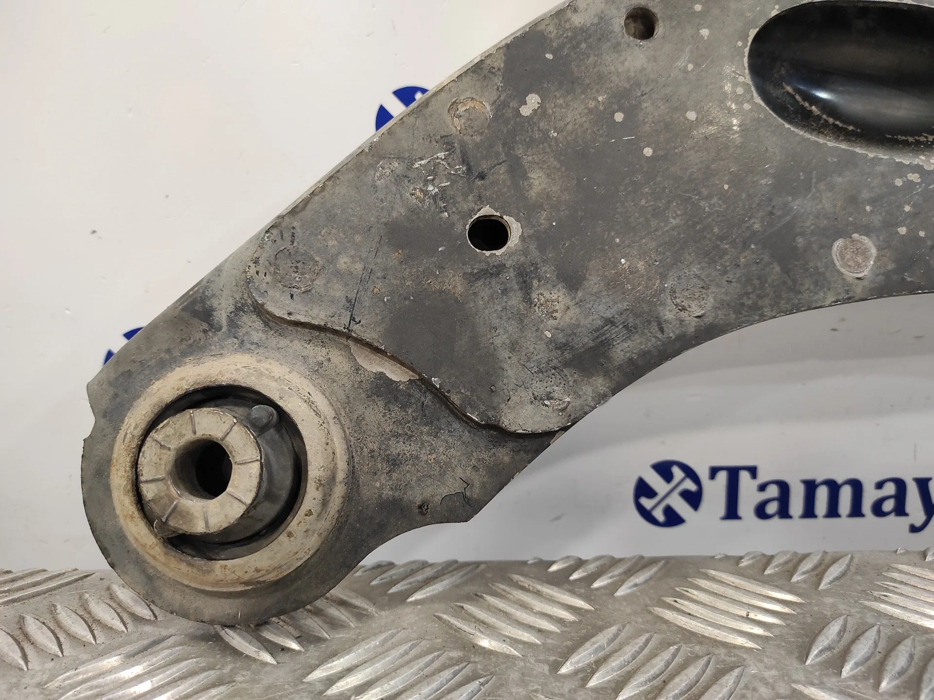 Brazo Suspension Inferior Delantero Derecho para Renault Trafic Caja Cerrada (Ab 4.01)