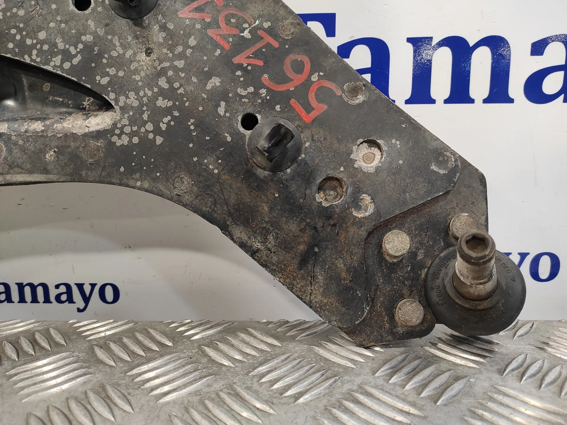 Brazo Suspension Inferior Delantero Derecho para Renault Trafic Caja Cerrada (Ab 4.01)