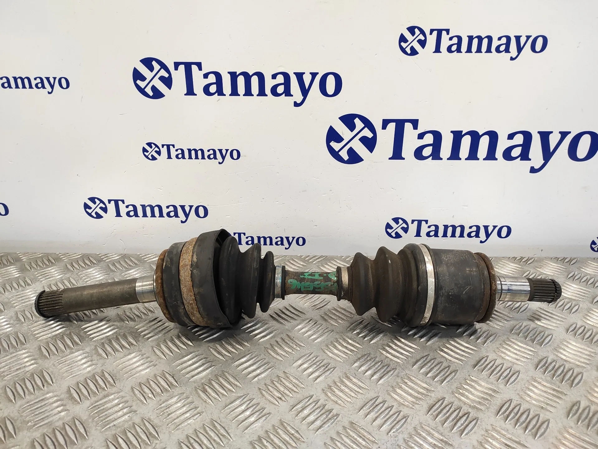 Transmision Delantera Izquierda para Mitsubishi Montero (L040)