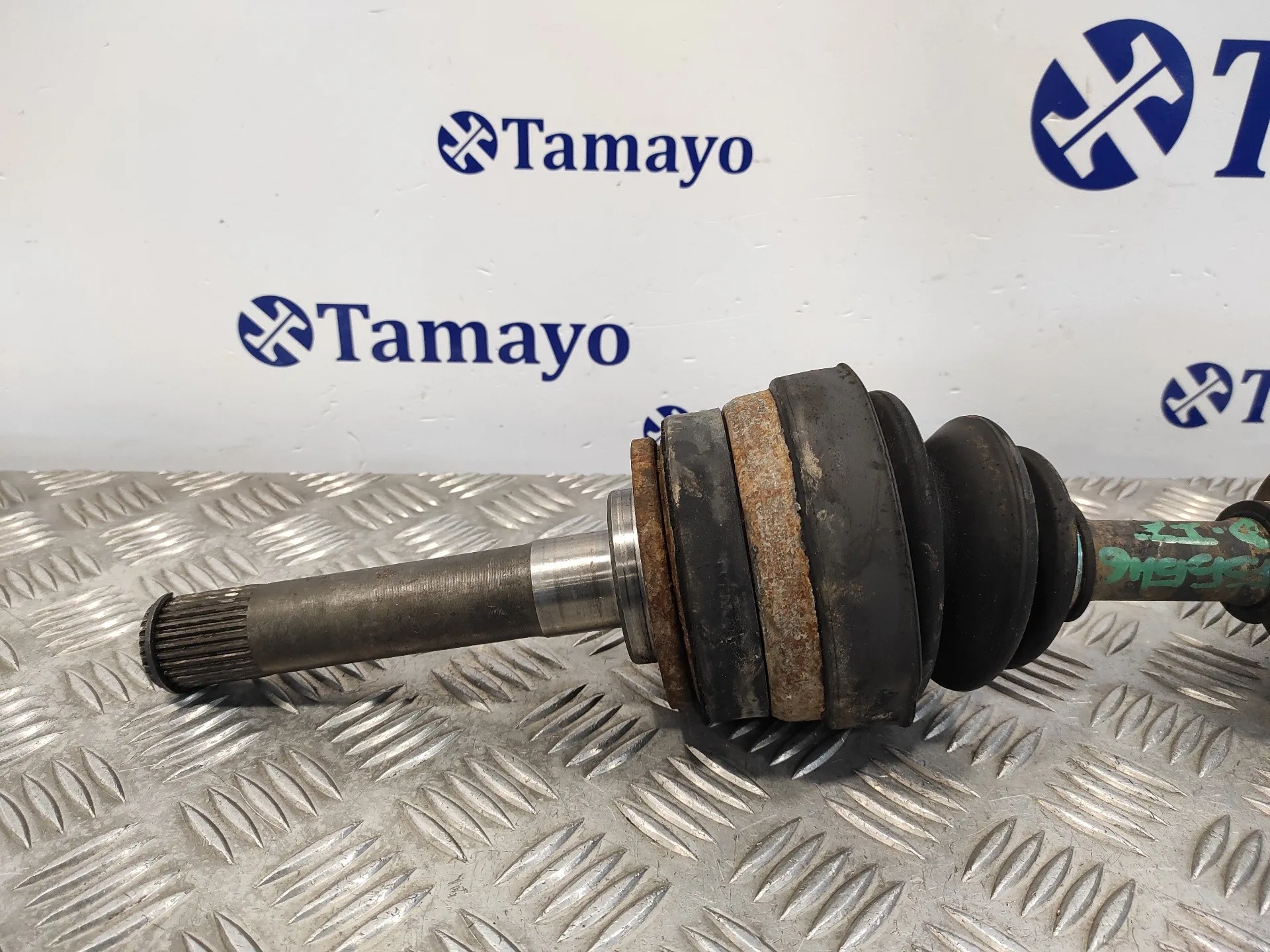 Transmision Delantera Izquierda para Mitsubishi Montero (L040)