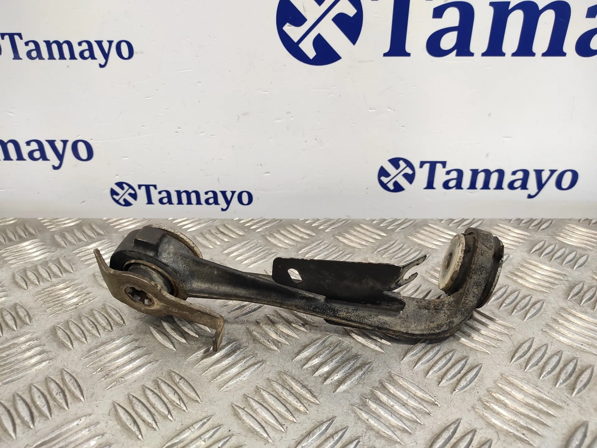 Soporte Brazo Suspension Delantero Derecho para Renault Trafic Caja Cerrada (Ab 4.01)