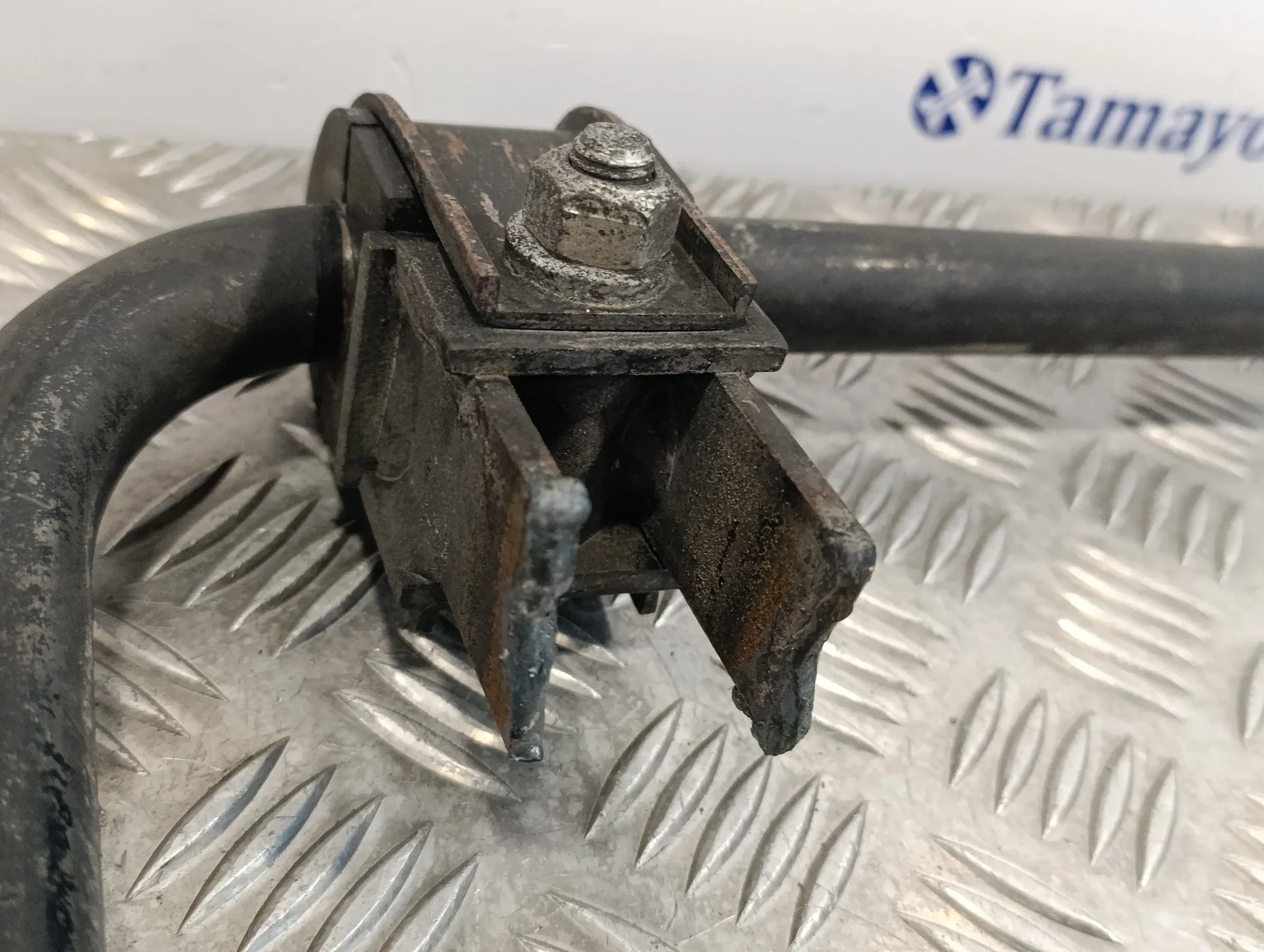 Barra Estabilizadora Delantera para Nissan Atleon