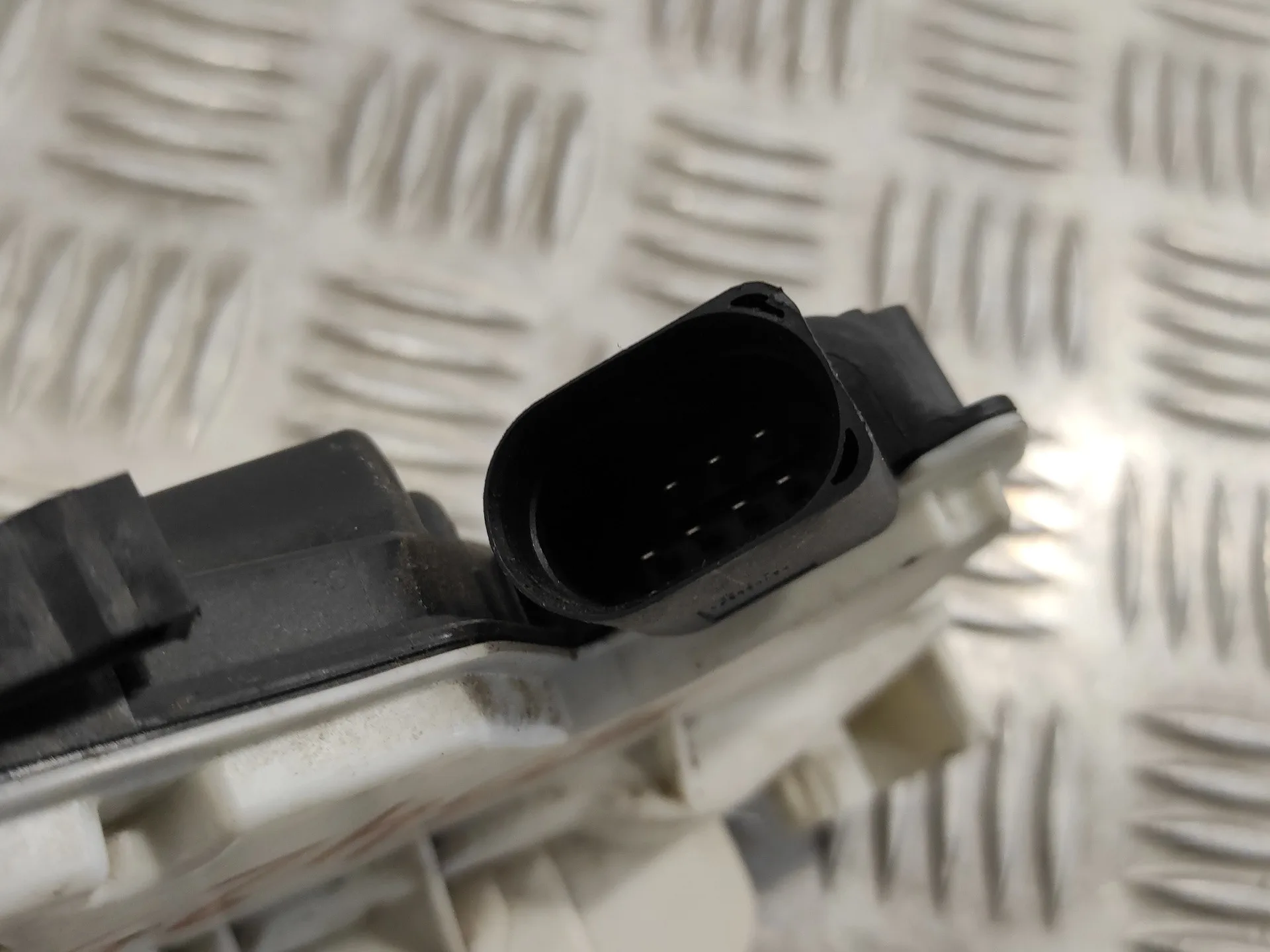 Cerradura Puerta Delantera Izquierda para Seat Ibiza St (6J8)