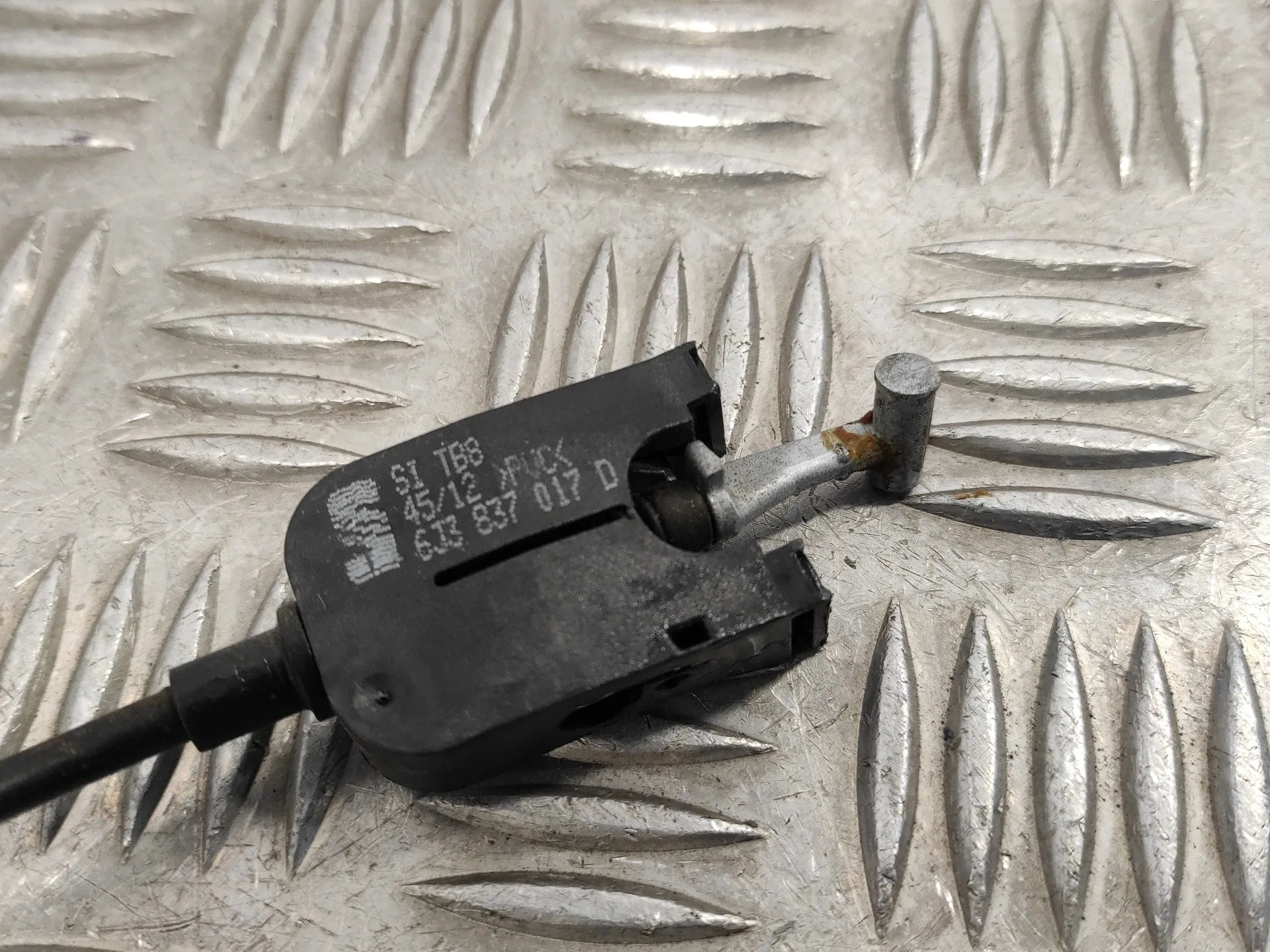 Cerradura Puerta Delantera Izquierda para Seat Ibiza St (6J8)