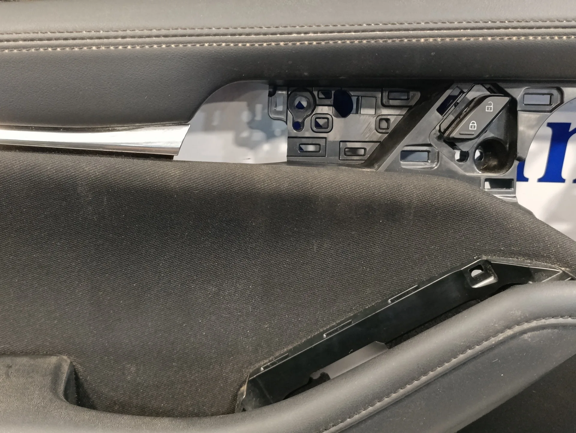 Guarnecido Puerta Delantera Izquierda para Mazda 3 Berlina (Bp)