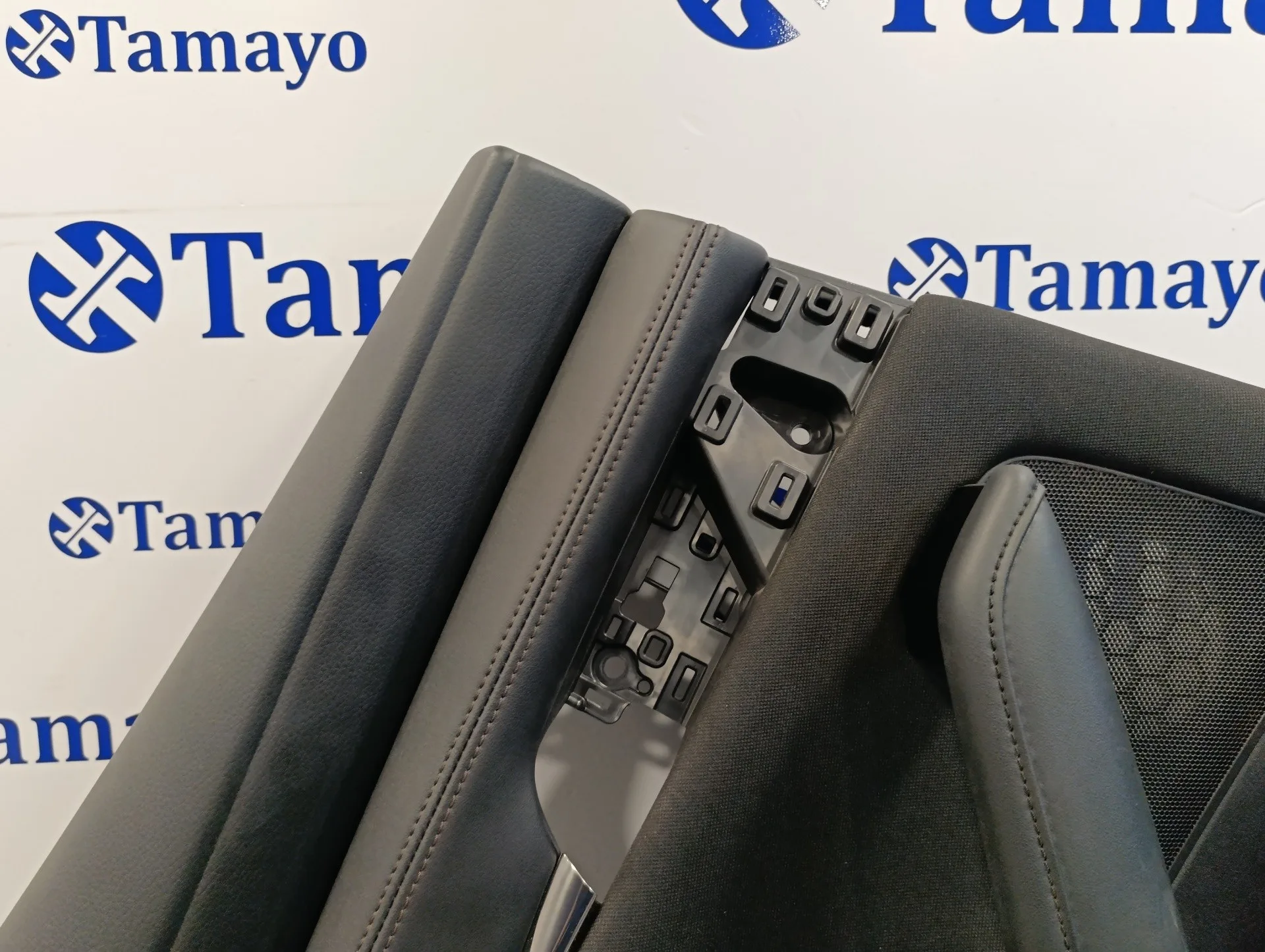 Guarnecido Puerta Trasera Izquierda para Mazda 3 Berlina (Bp)