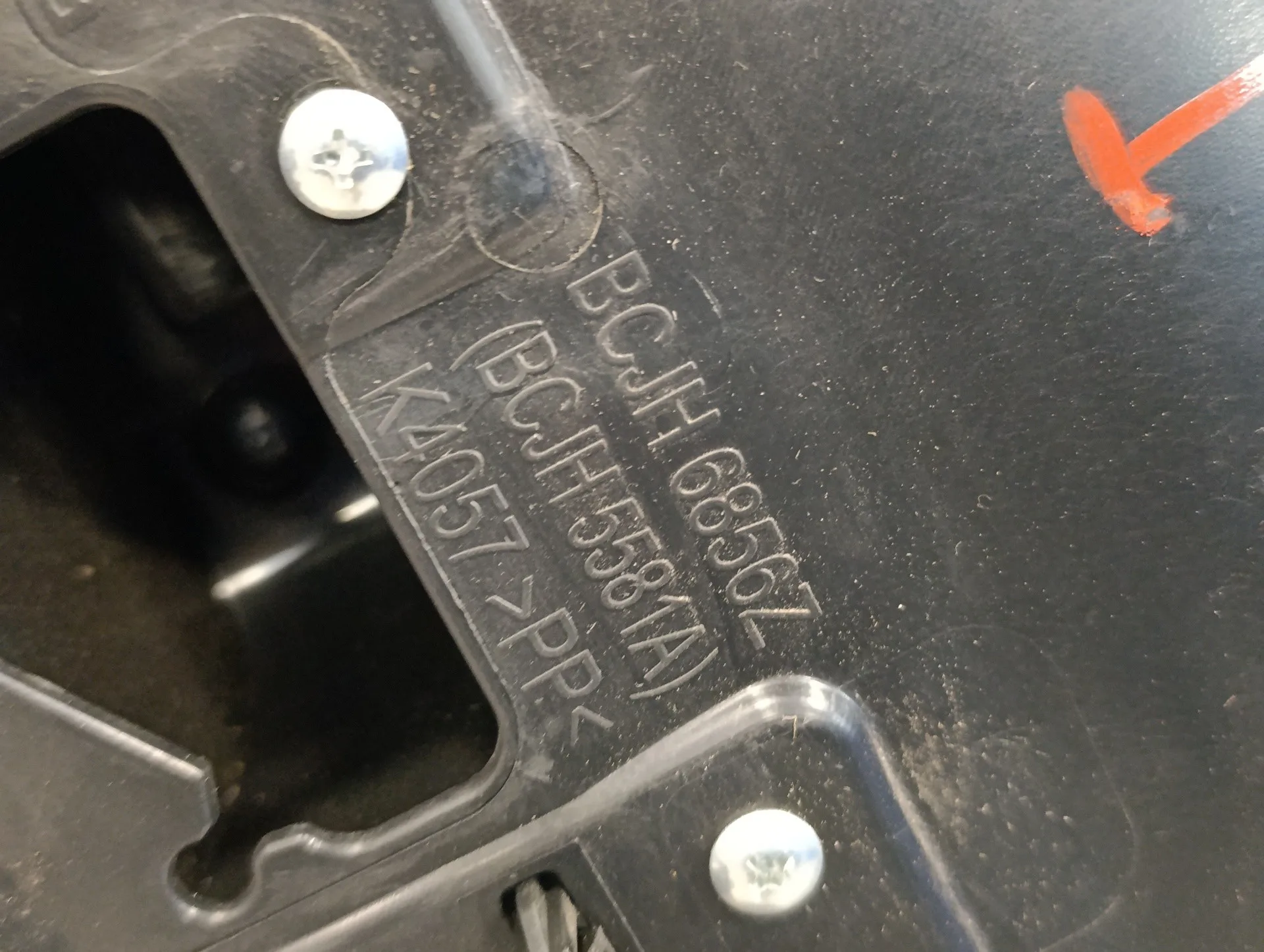 Guarnecido Puerta Trasera Izquierda para Mazda 3 Berlina (Bp)