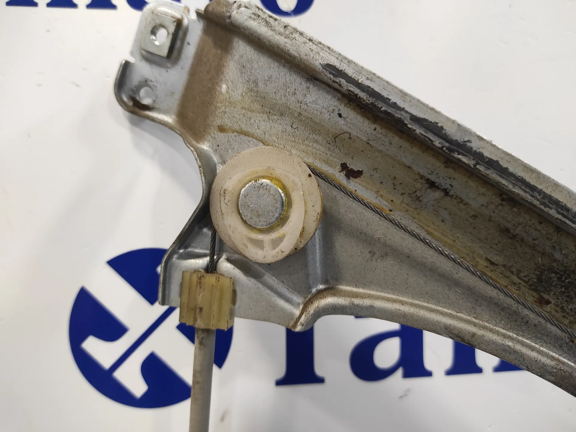 Elevalunas Delantero Izquierdo para Renault Clio Iii