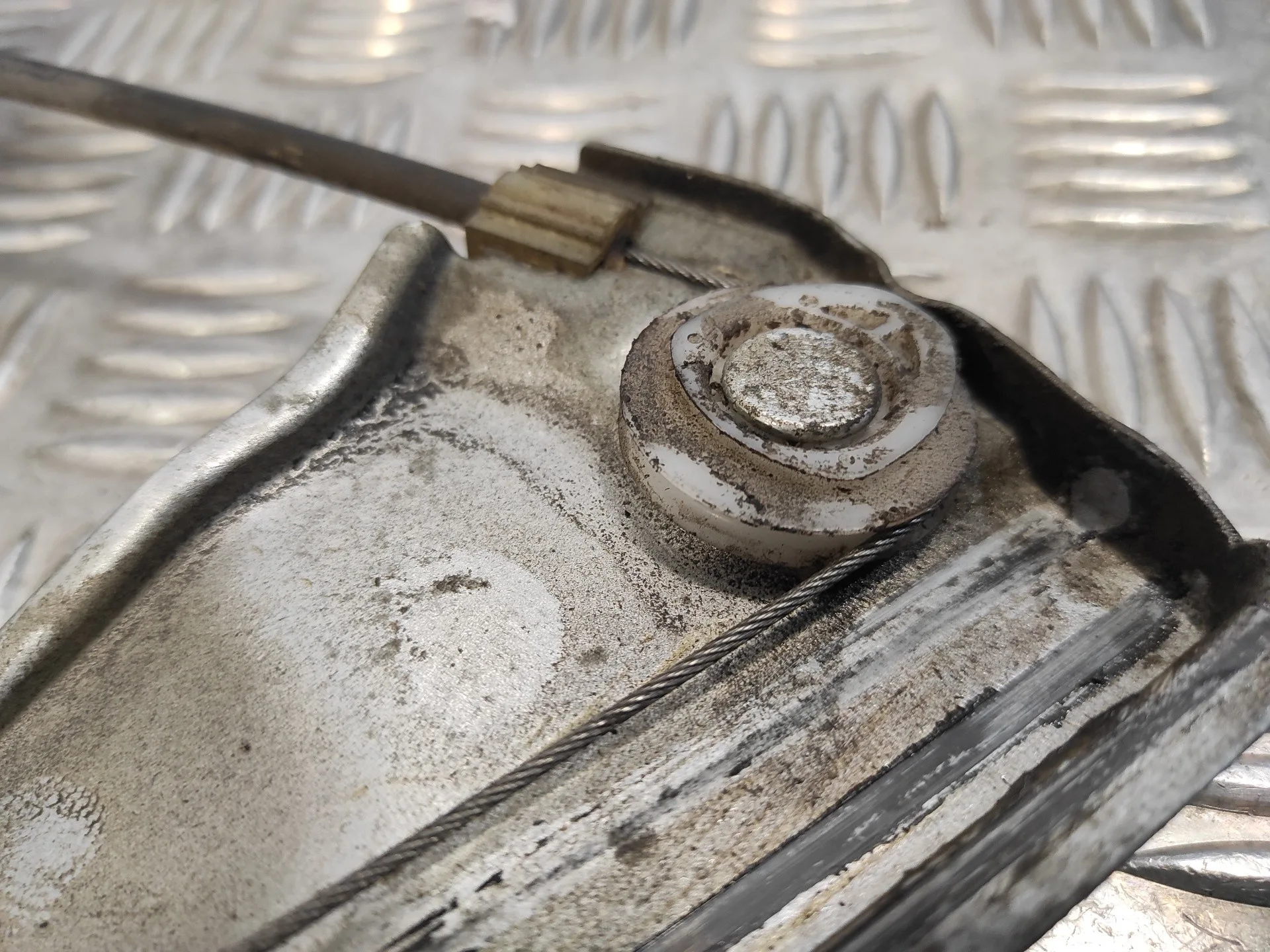 Elevalunas Delantero Izquierdo para Renault Clio Iii