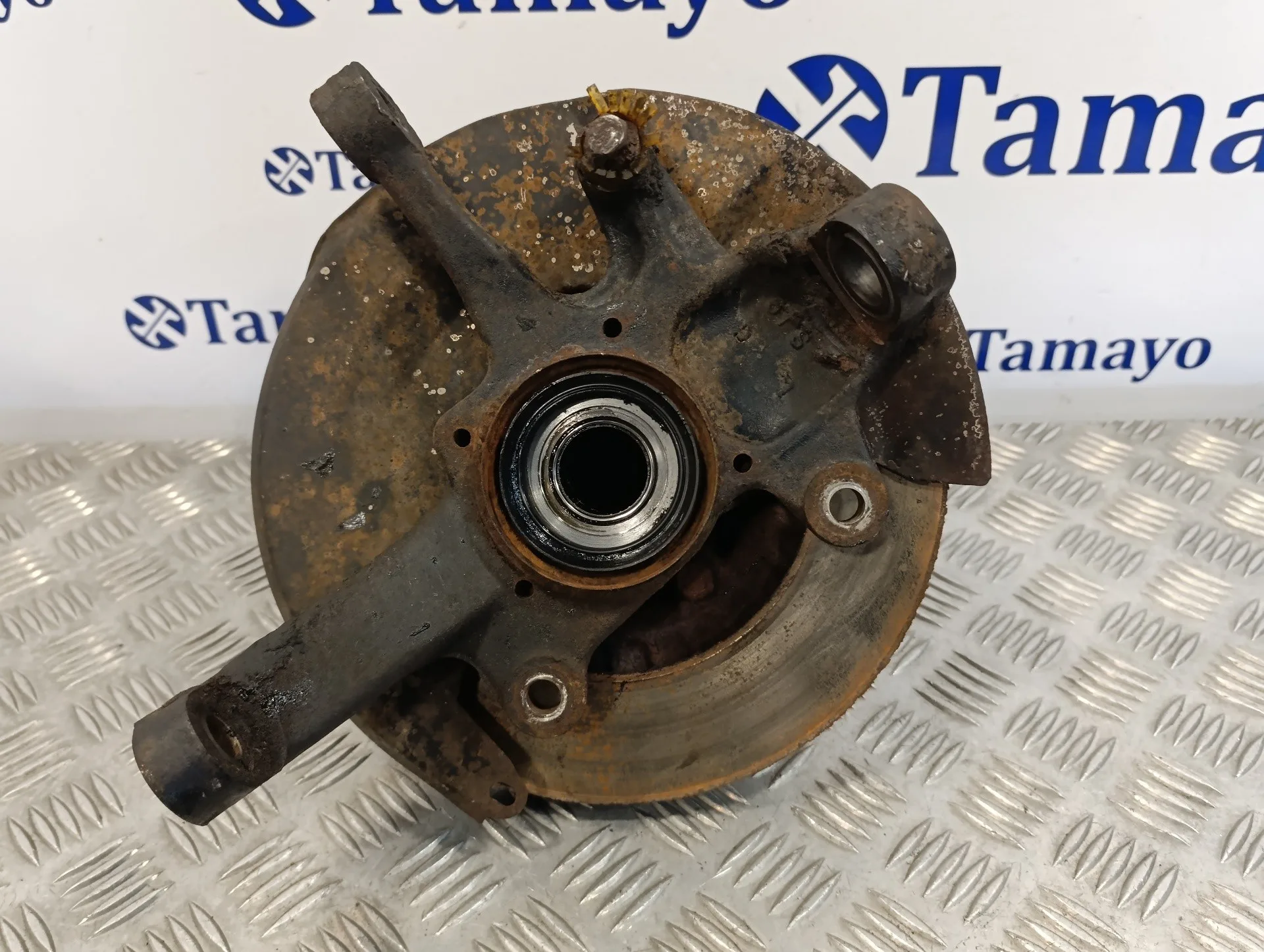 Mangueta Delantera Izquierda para Mitsubishi Montero (L040)