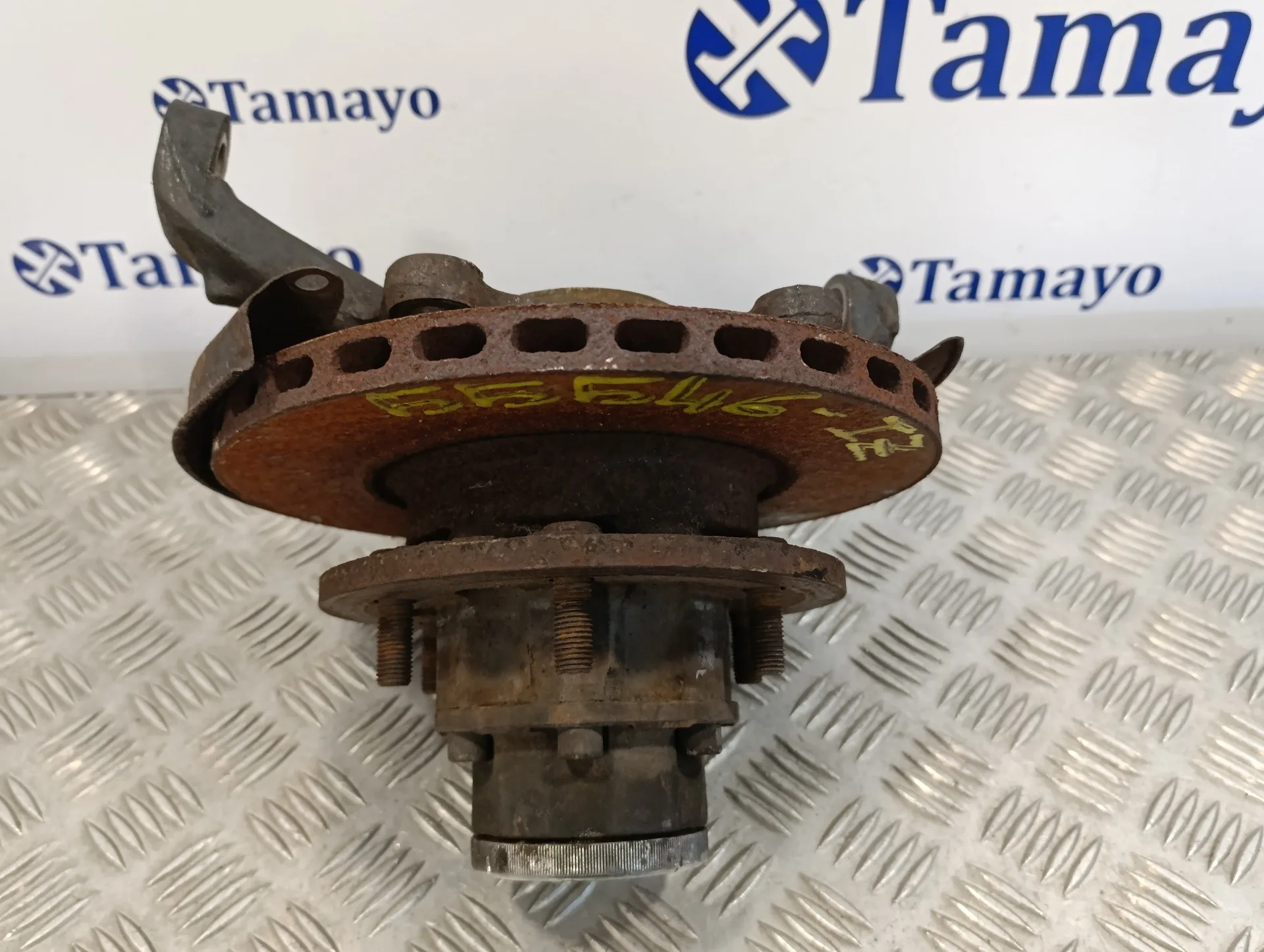 Mangueta Delantera Izquierda para Mitsubishi Montero (L040)