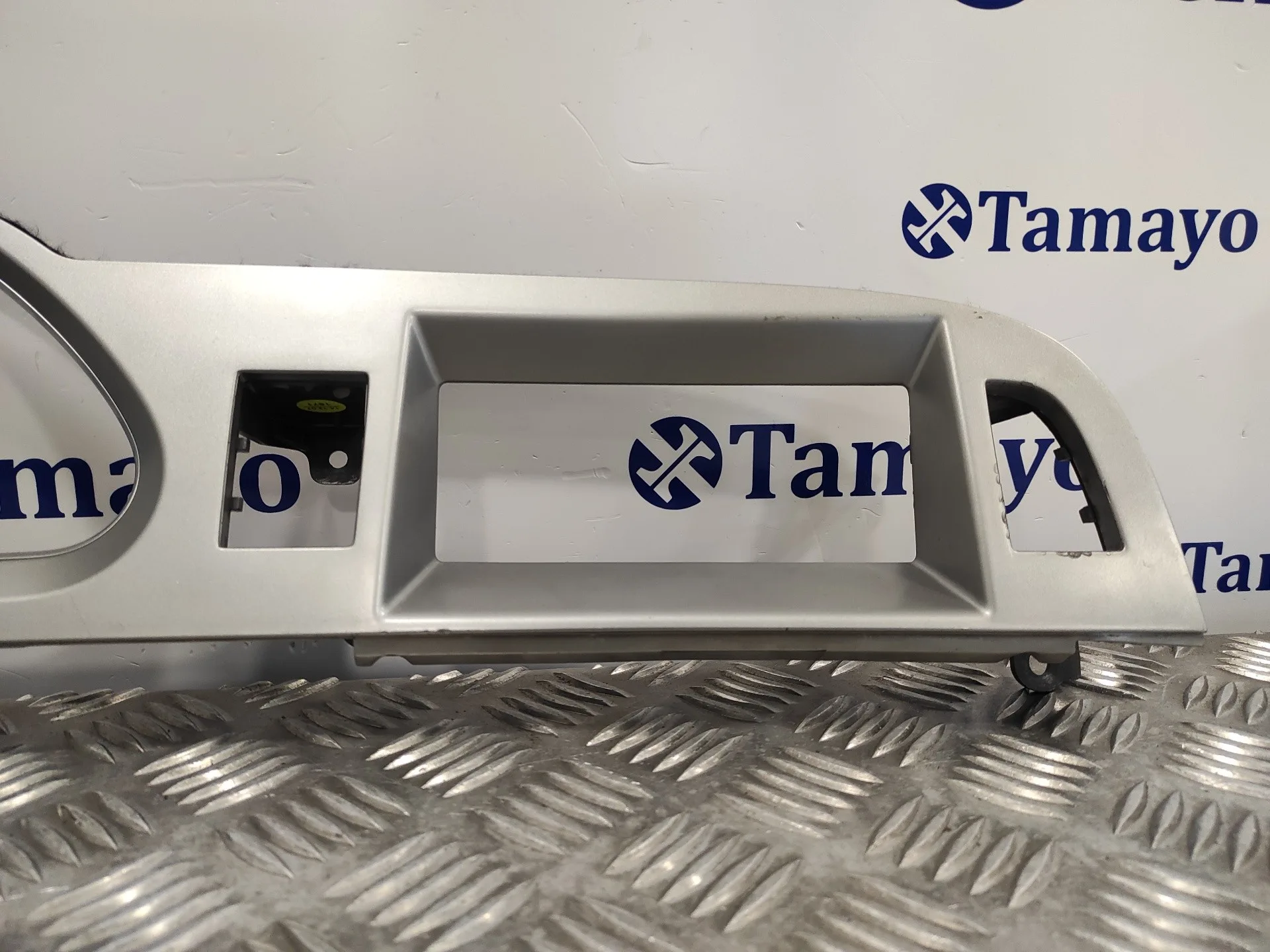Moldura para Audi A6 Berlina (4F2)