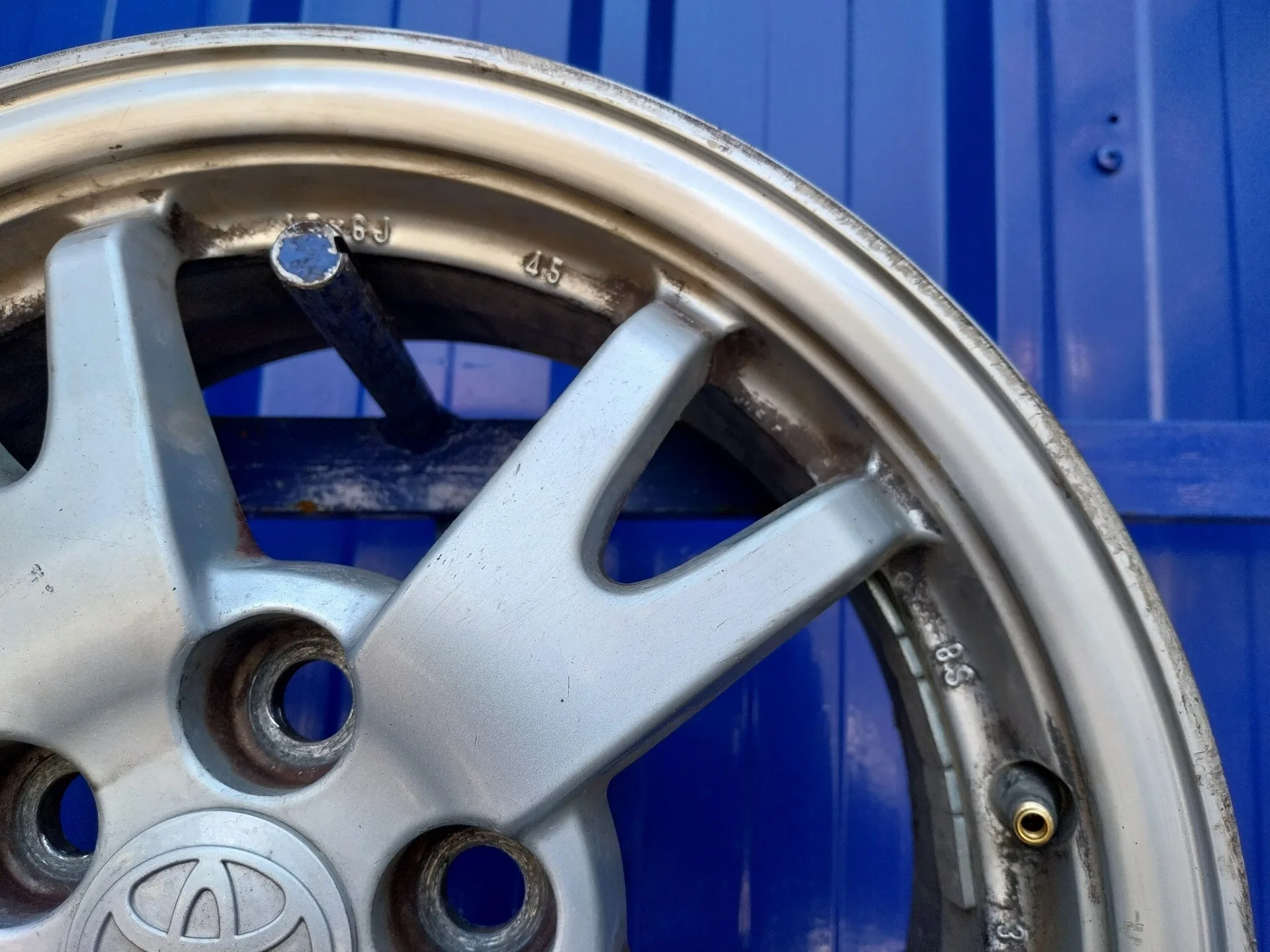 Llanta para Toyota Prius (Nhw30)