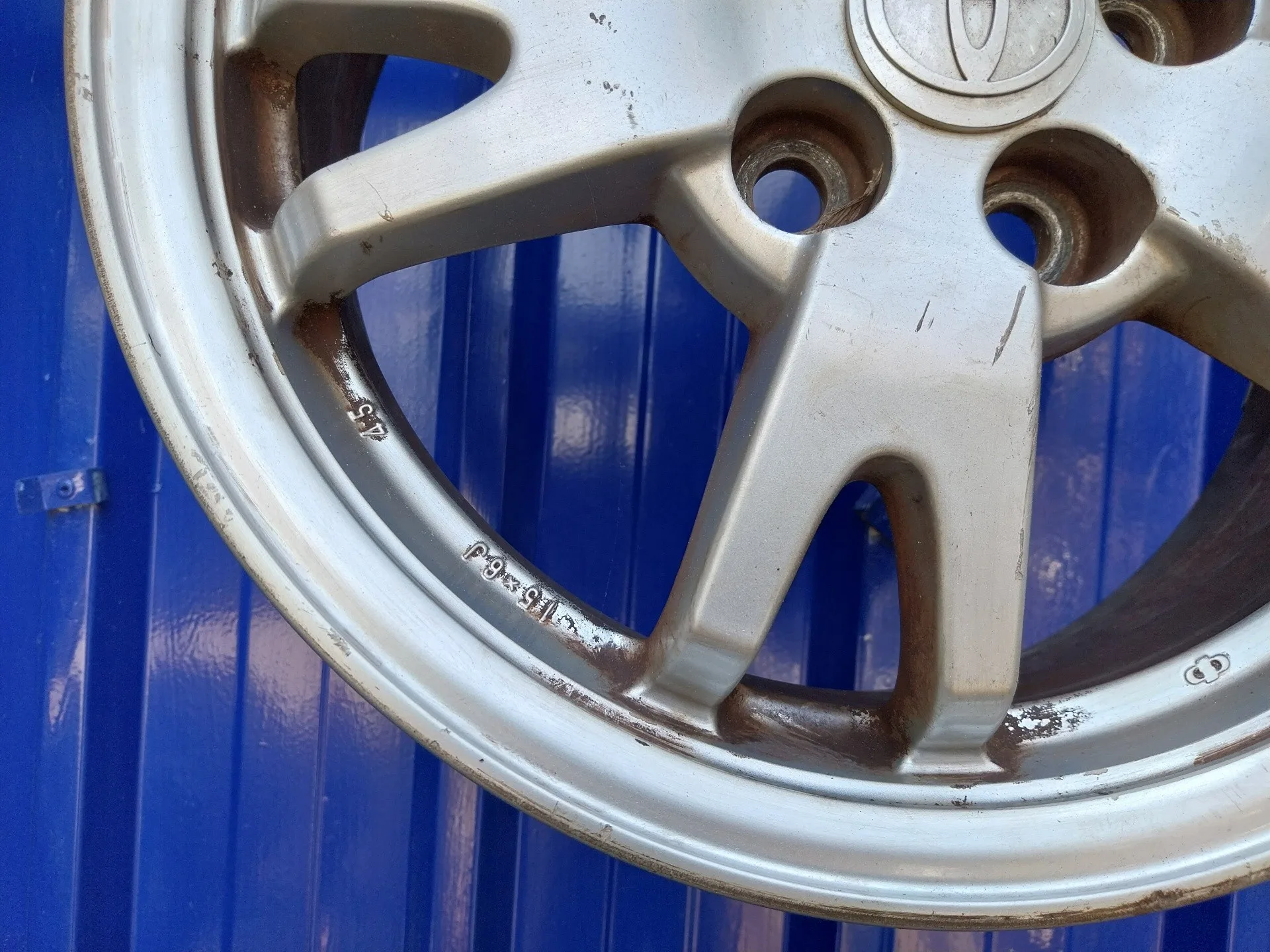 Llanta para Toyota Prius (Nhw30)