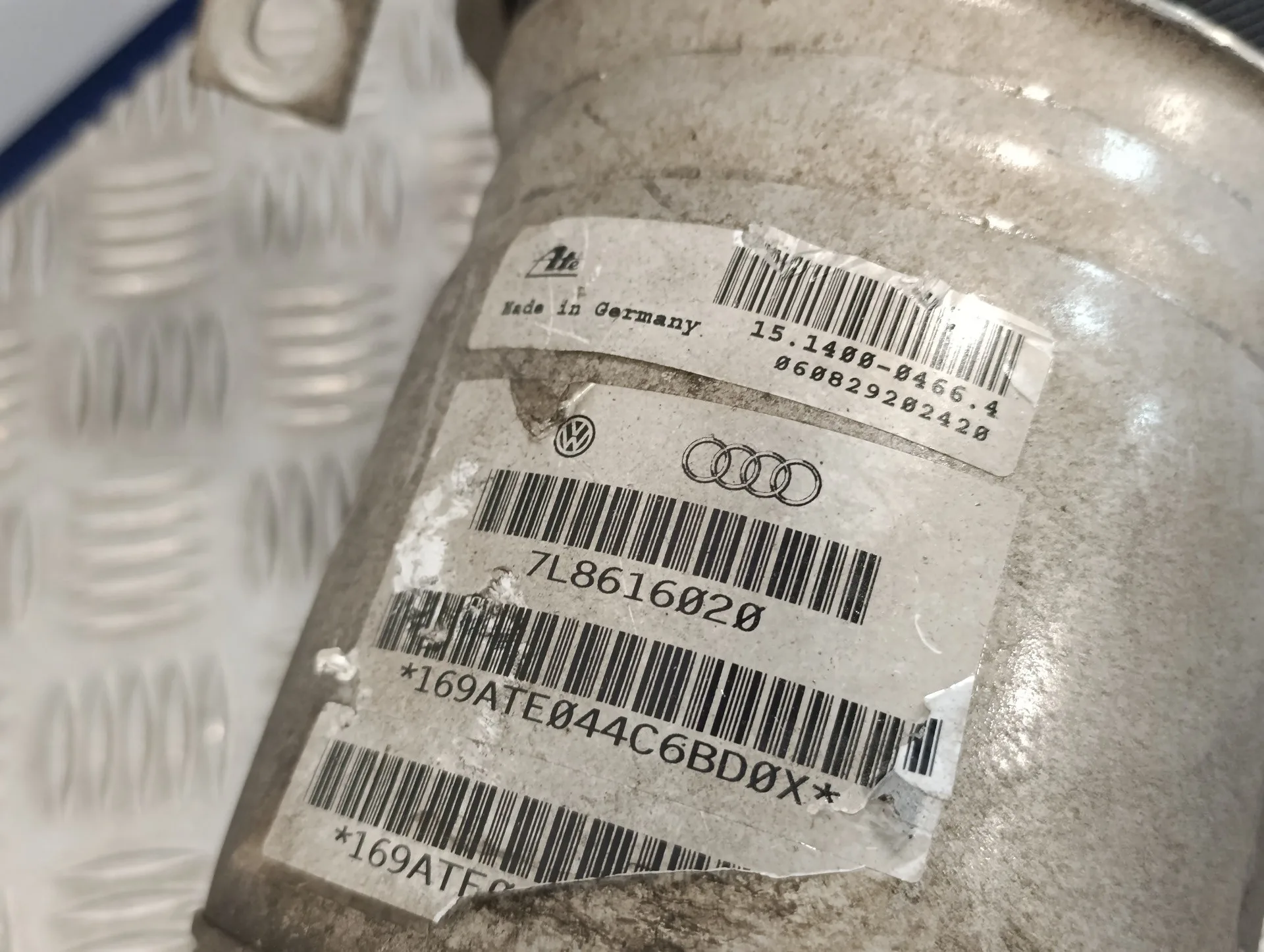 Amortiguador Trasero Derecho para Audi Q7 (4L)