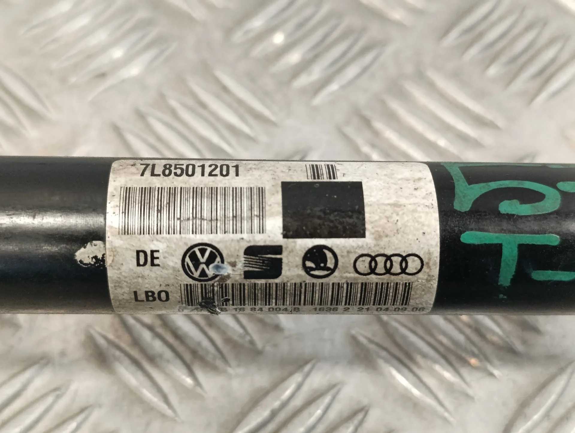 Transmision Trasera Derecha para Audi Q7 (4L)