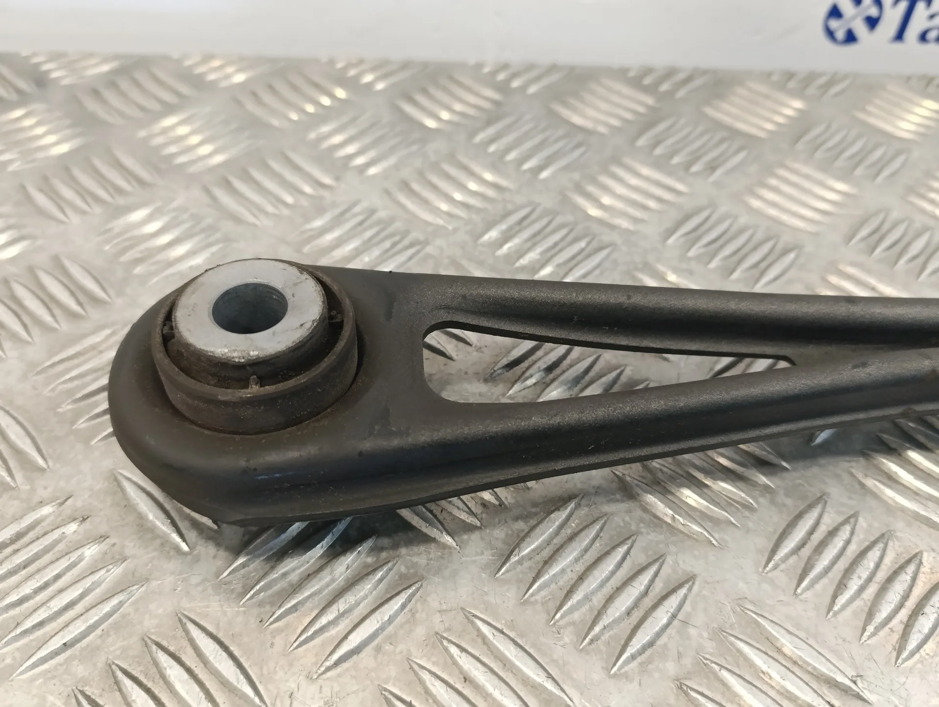 Brazo Suspension Inferior Trasero Izquierdo para Audi Q7 (4L)