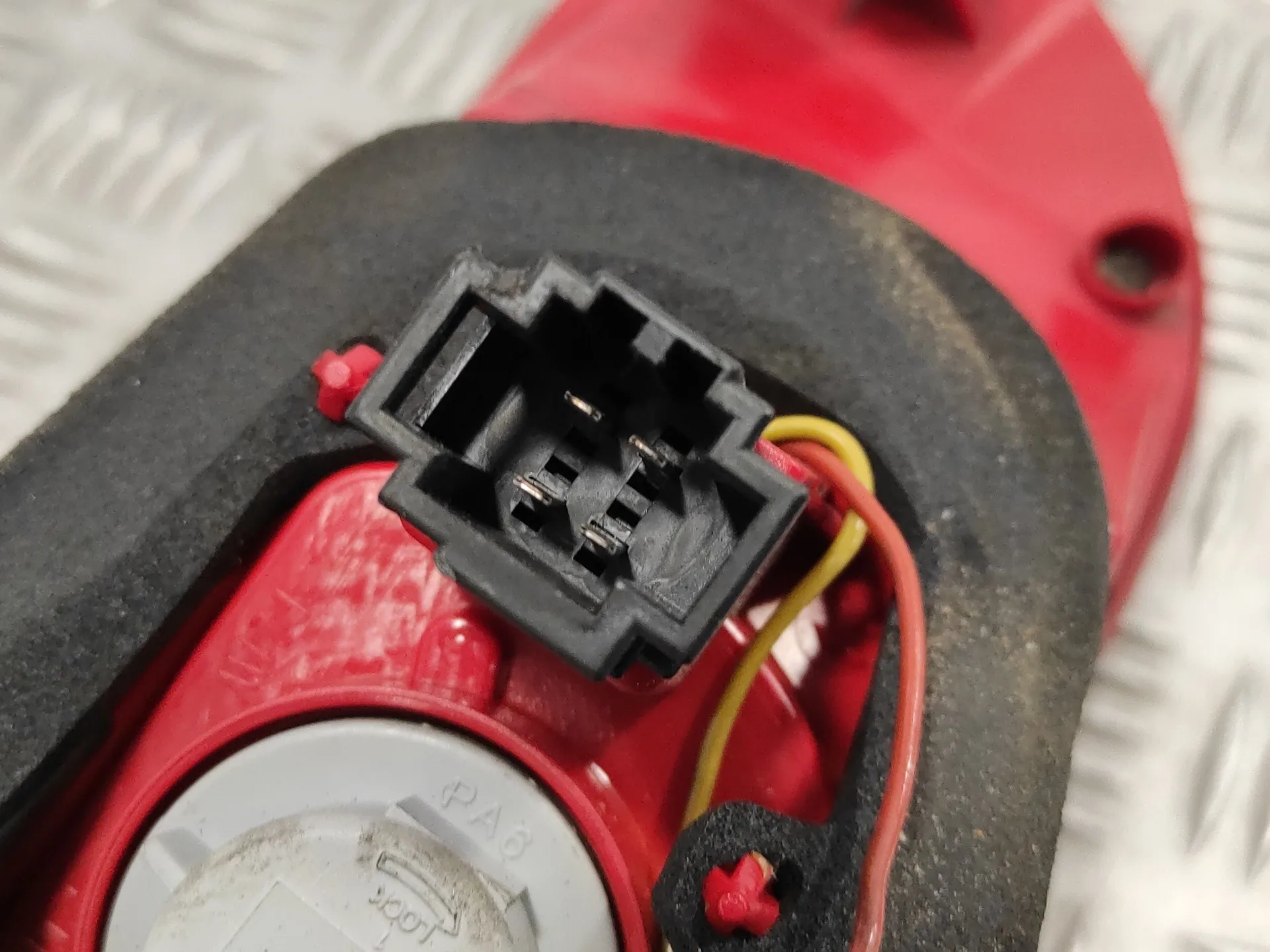Piloto Trasero Izquierdo para Audi Q7 (4L)