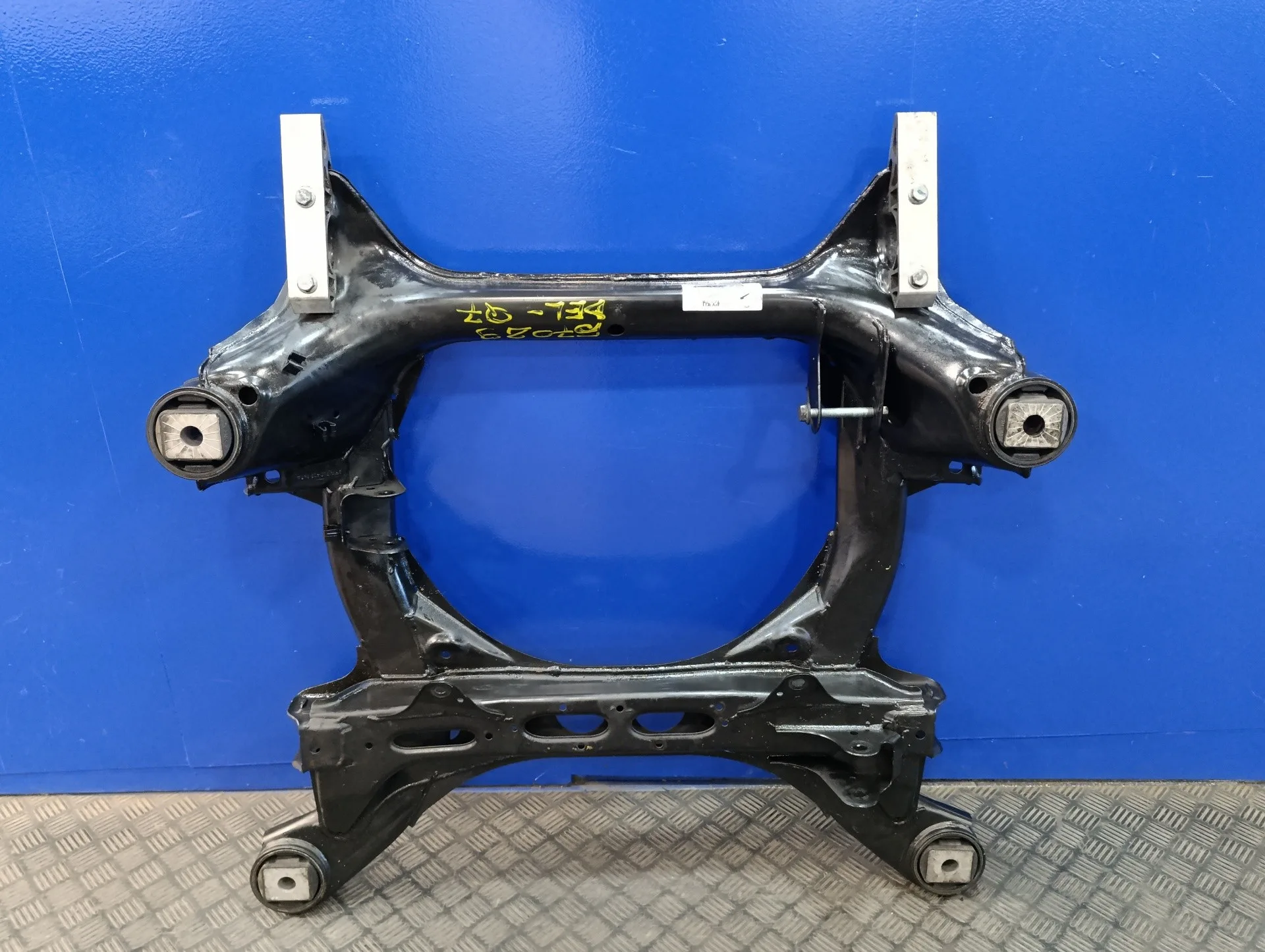 Puente Delantero para Audi Q7 (4L)