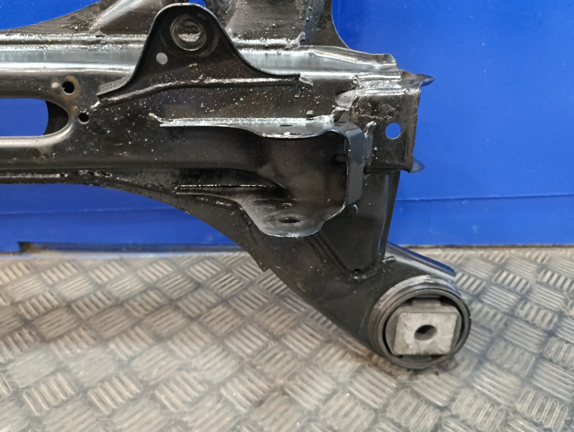 Puente Delantero para Audi Q7 (4L)