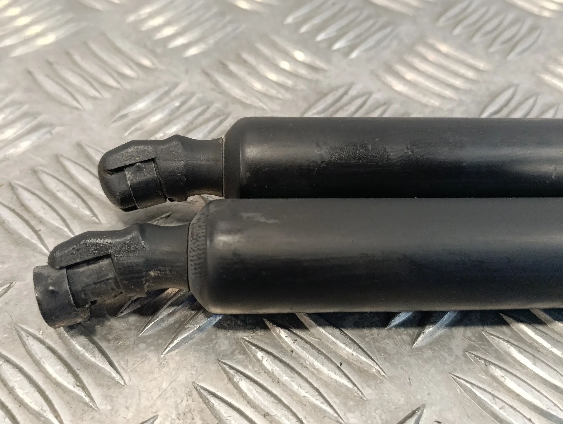 Amortiguadores Maletero / Porton para Volkswagen T5 Transporter/Furgoneta