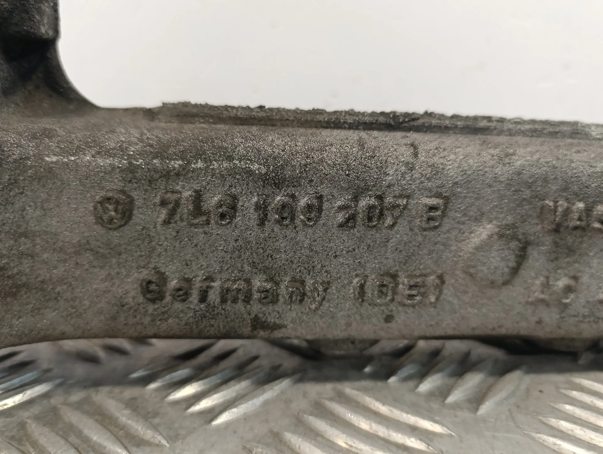 Puente Delantero para Audi Q7 (4L)