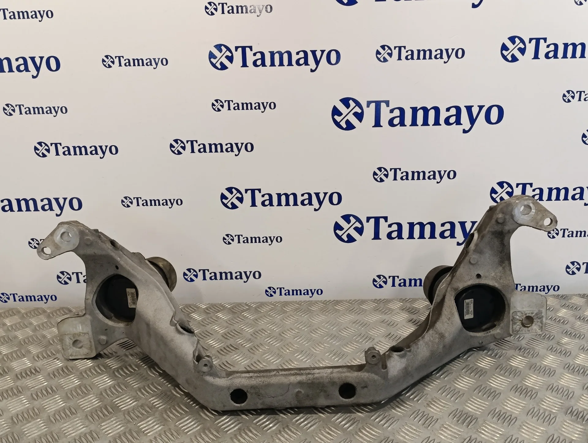Puente Delantero para Audi Q7 (4L)