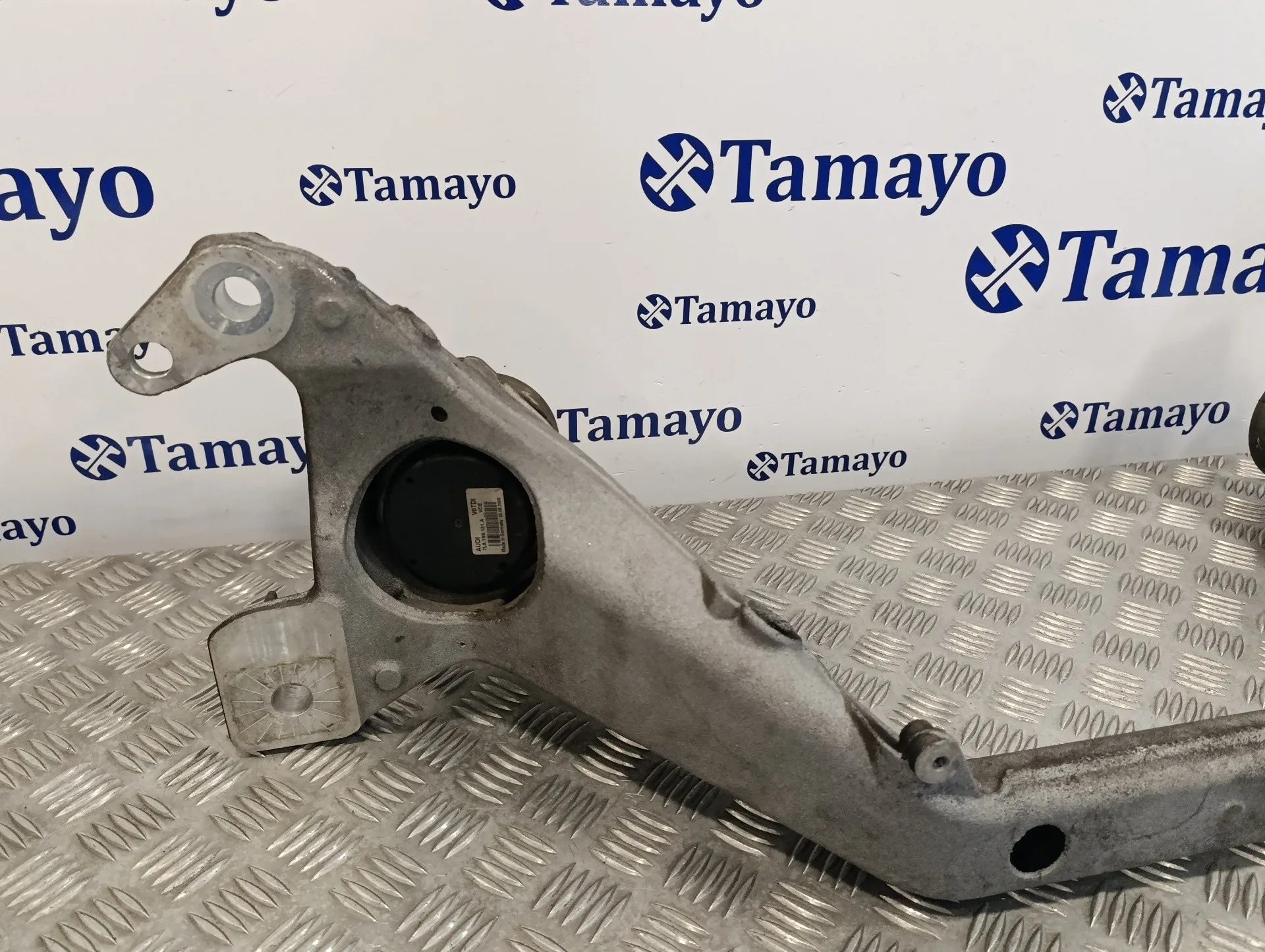 Puente Delantero para Audi Q7 (4L)