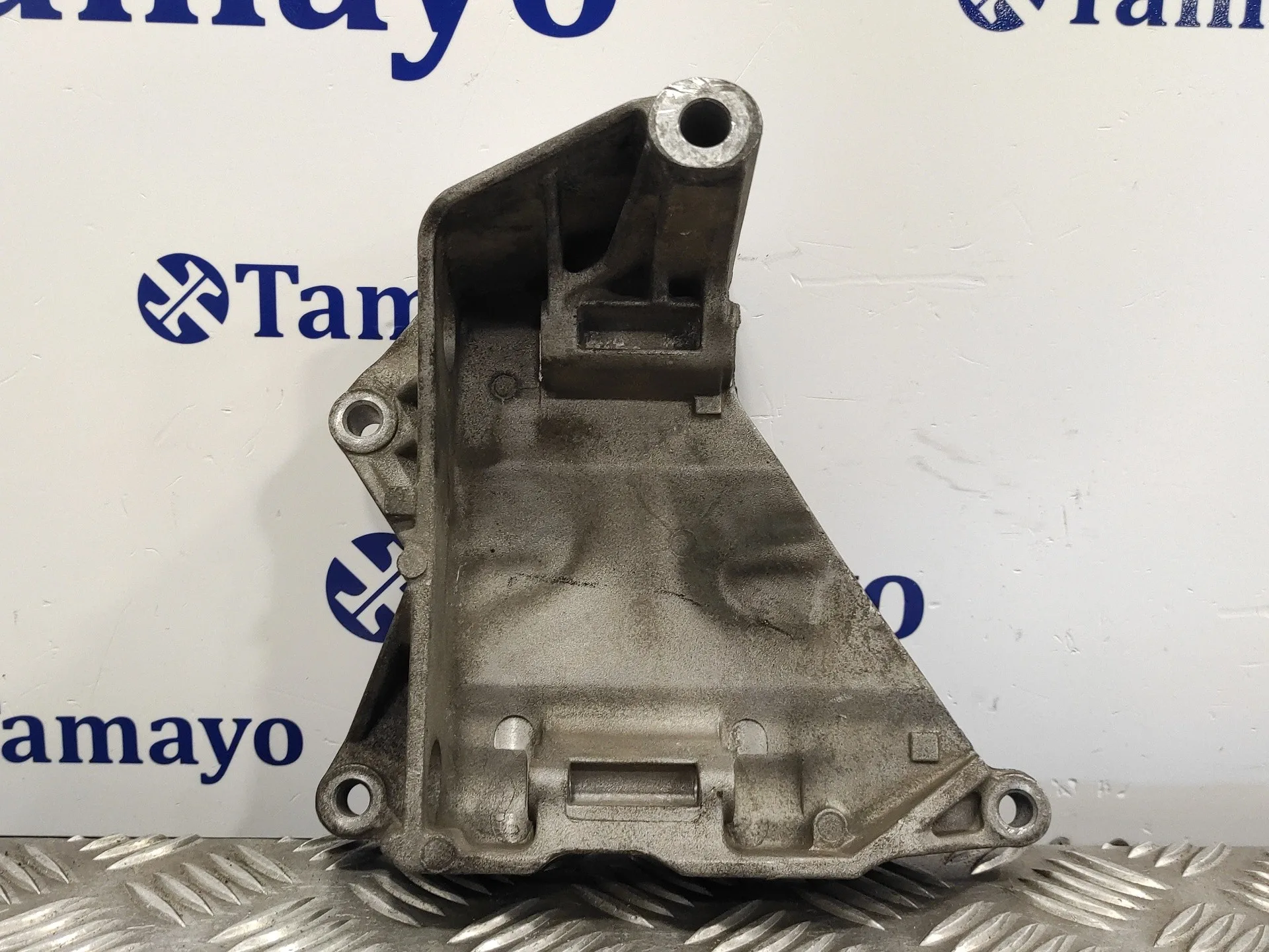 Soporte Alternador para Volkswagen T5 Transporter/Furgoneta