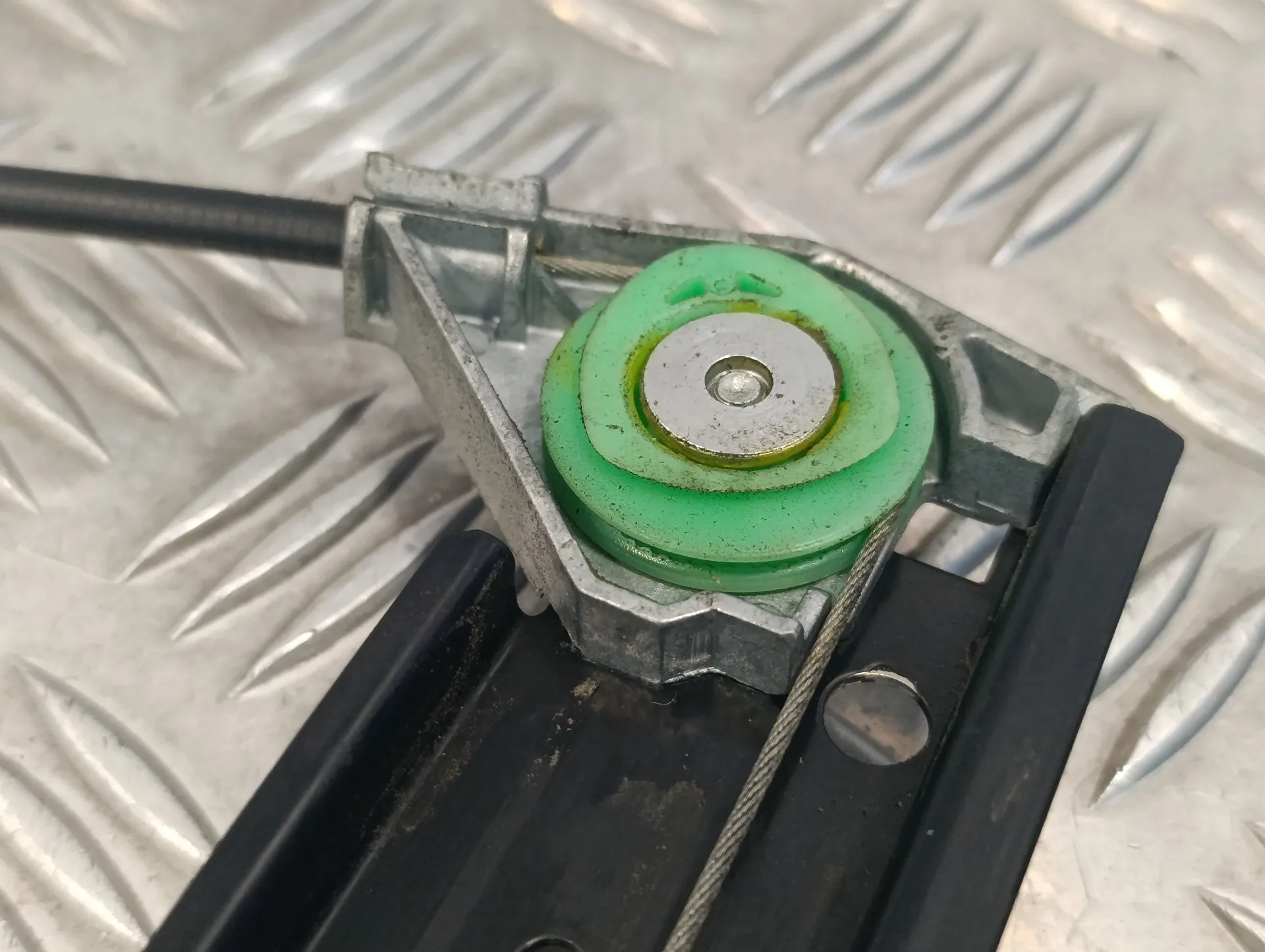 Elevalunas Delantero Izquierdo para Audi Q7 (4L)
