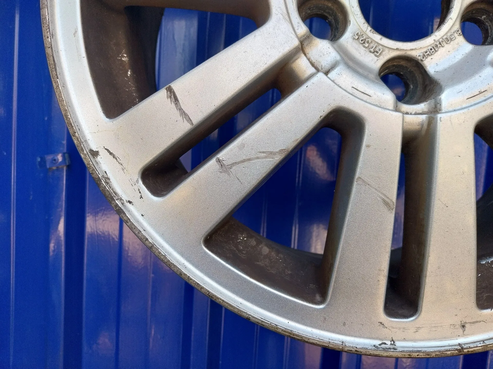 Llanta para Ford Focus C-Max (Cap)